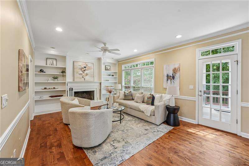 7215 Amberleigh Way Property Photo 12