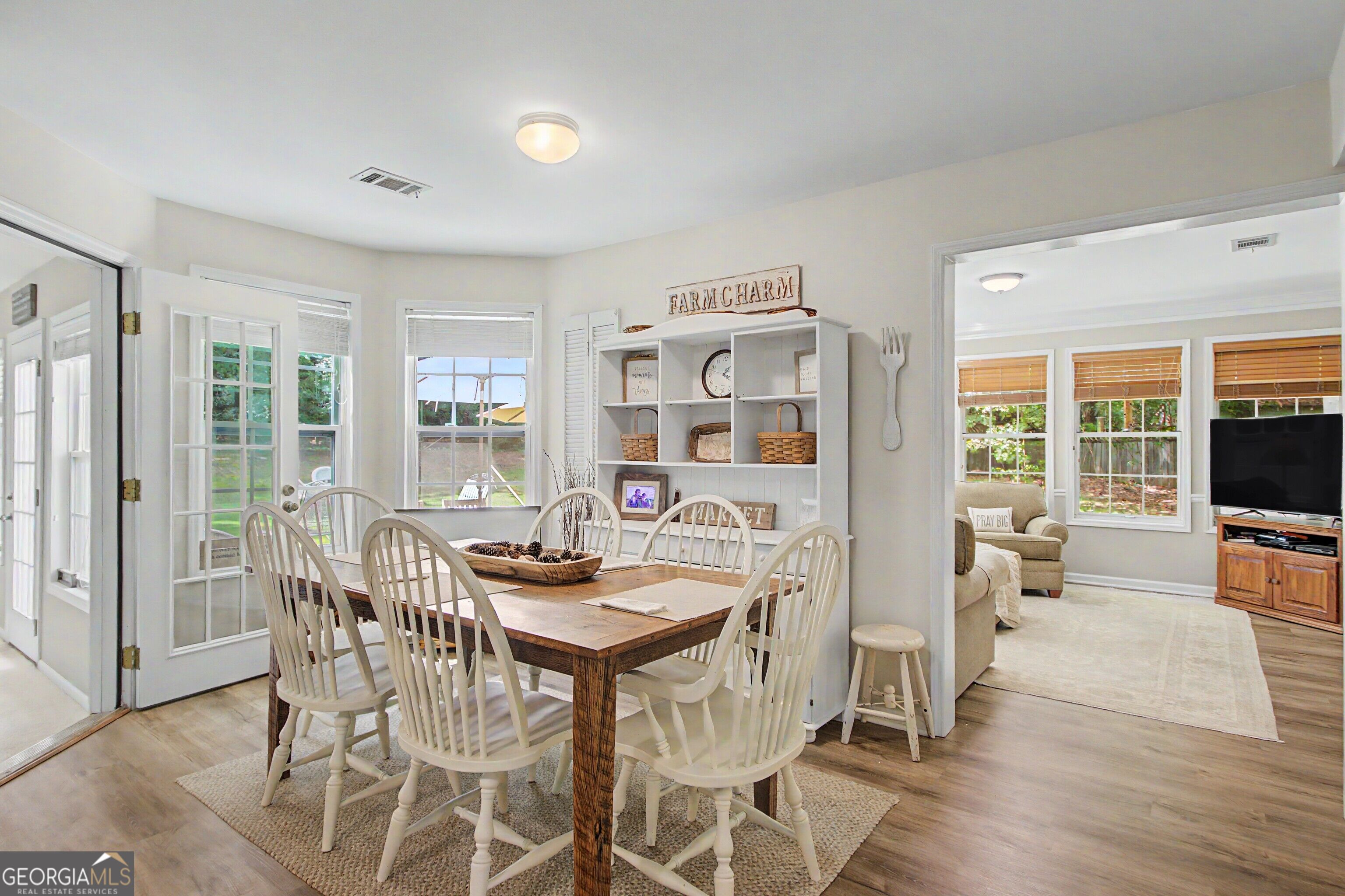 1012 Sterling Point Property Photo 18