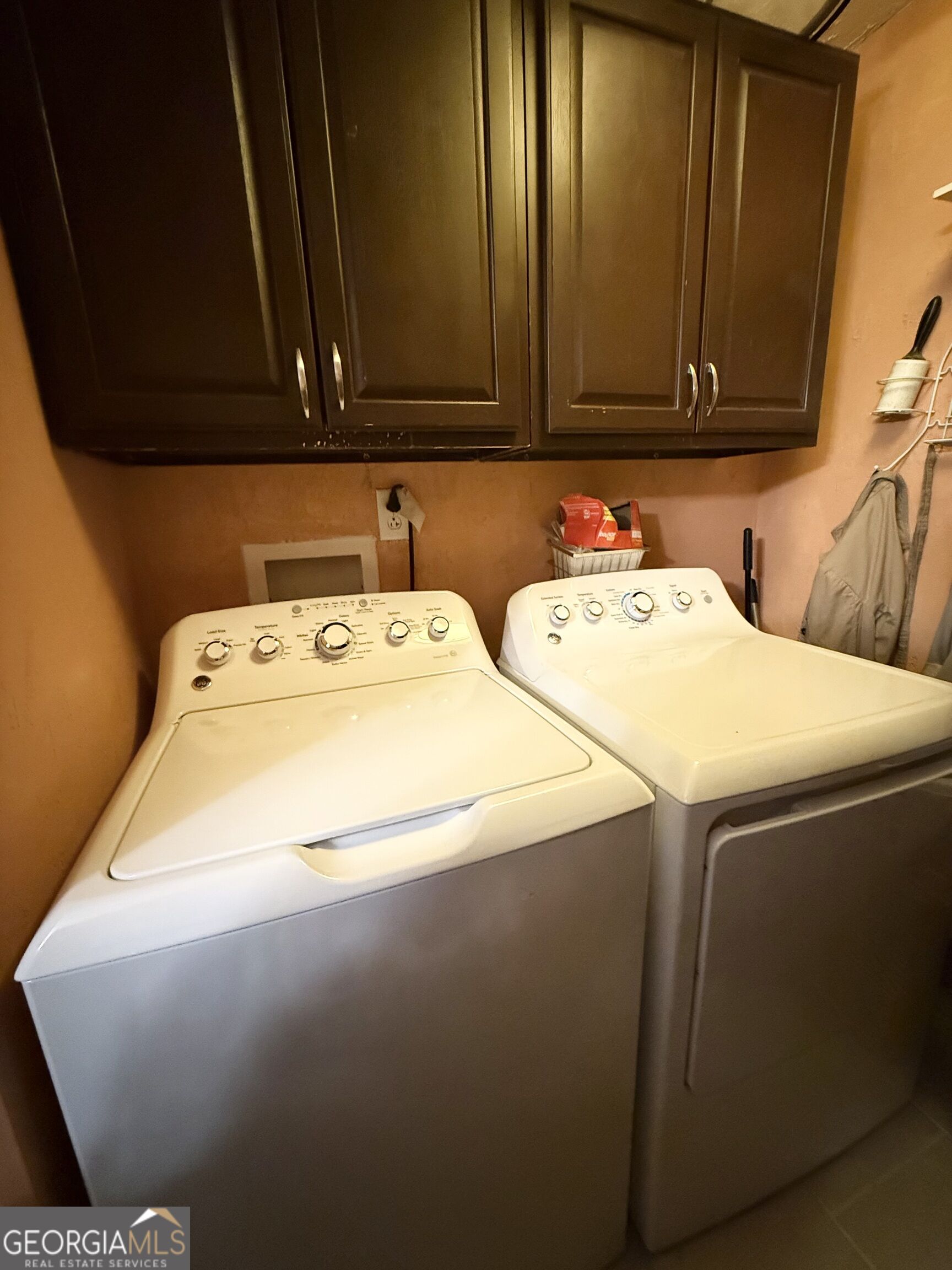 279 W Tate Street Property Photo 8