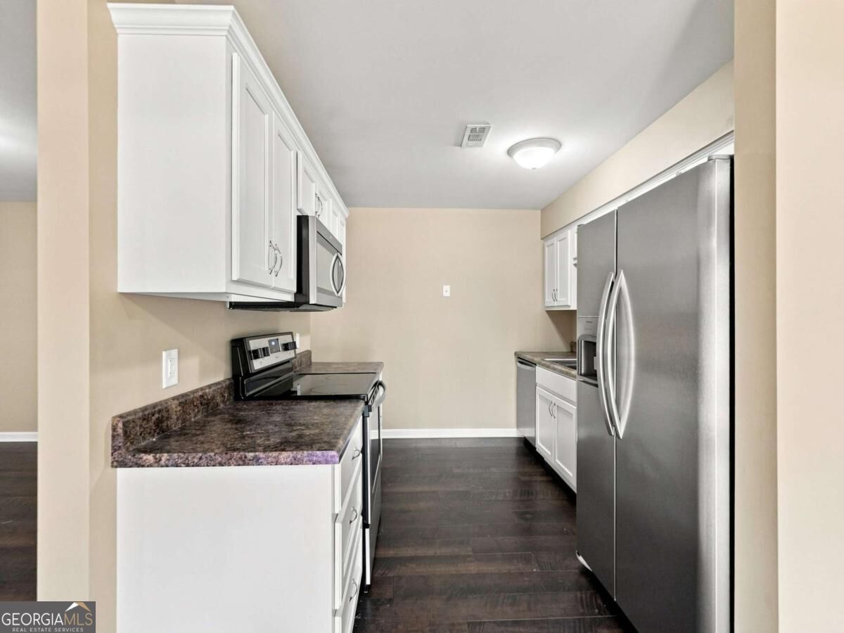 605 Candler Street # 10 Property Photo 11