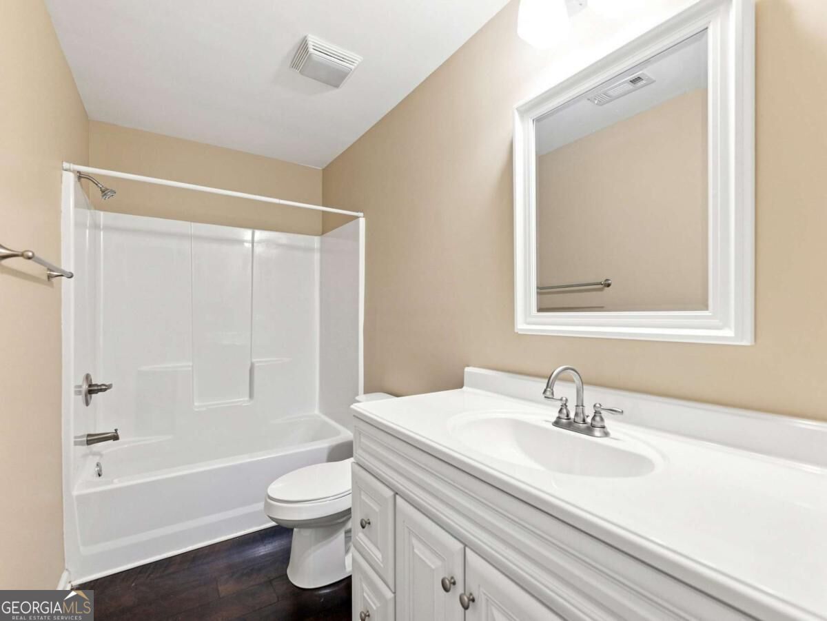 605 Candler Street # 10 Property Photo 17