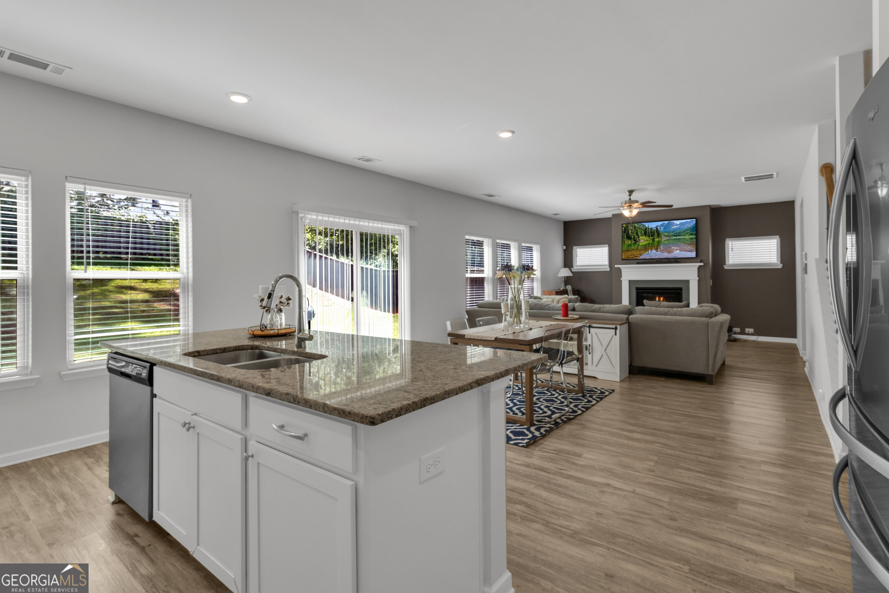 3527 Argent Way Property Photo 3