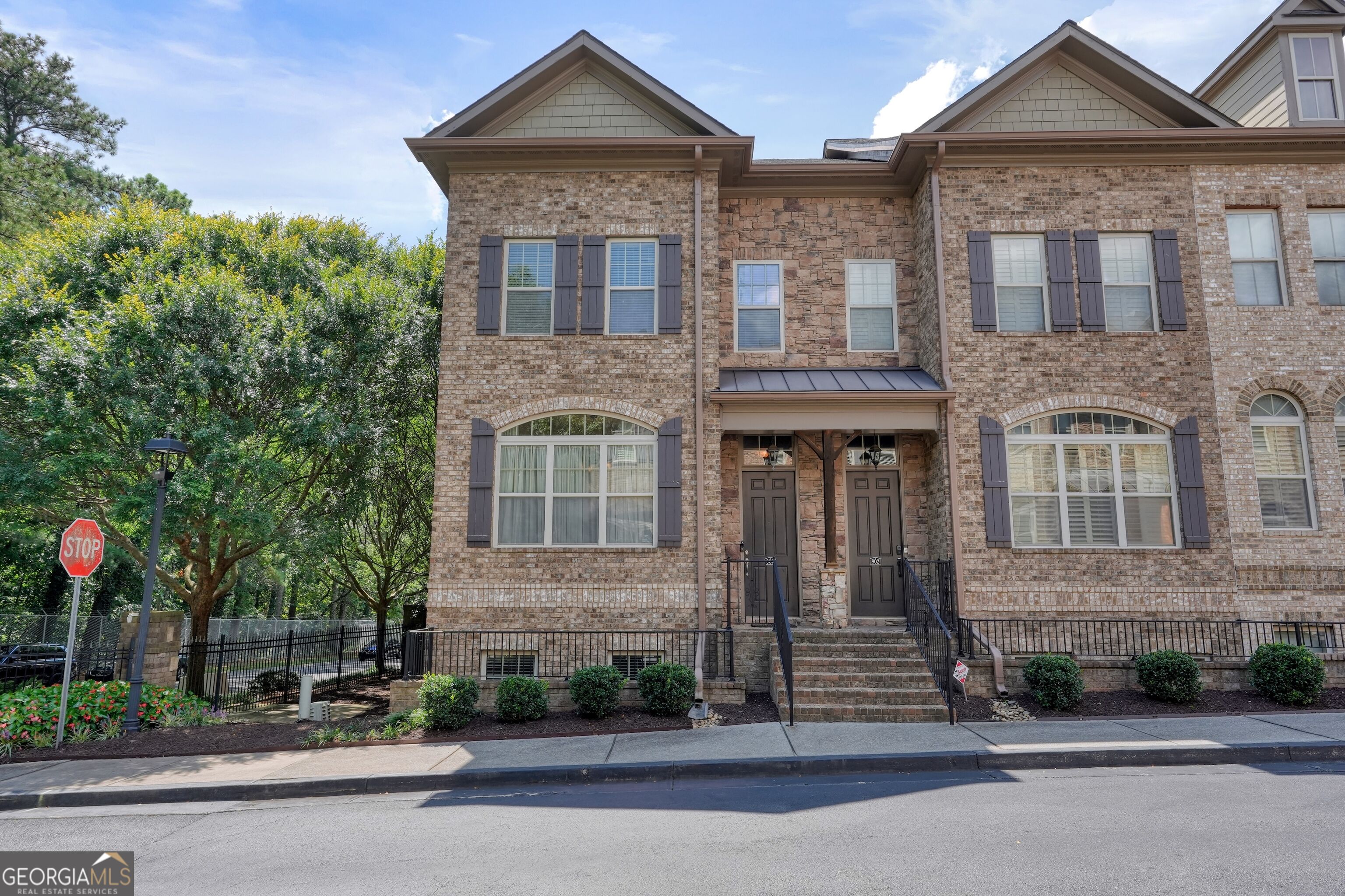 900 Telfair Close Property Photo 3