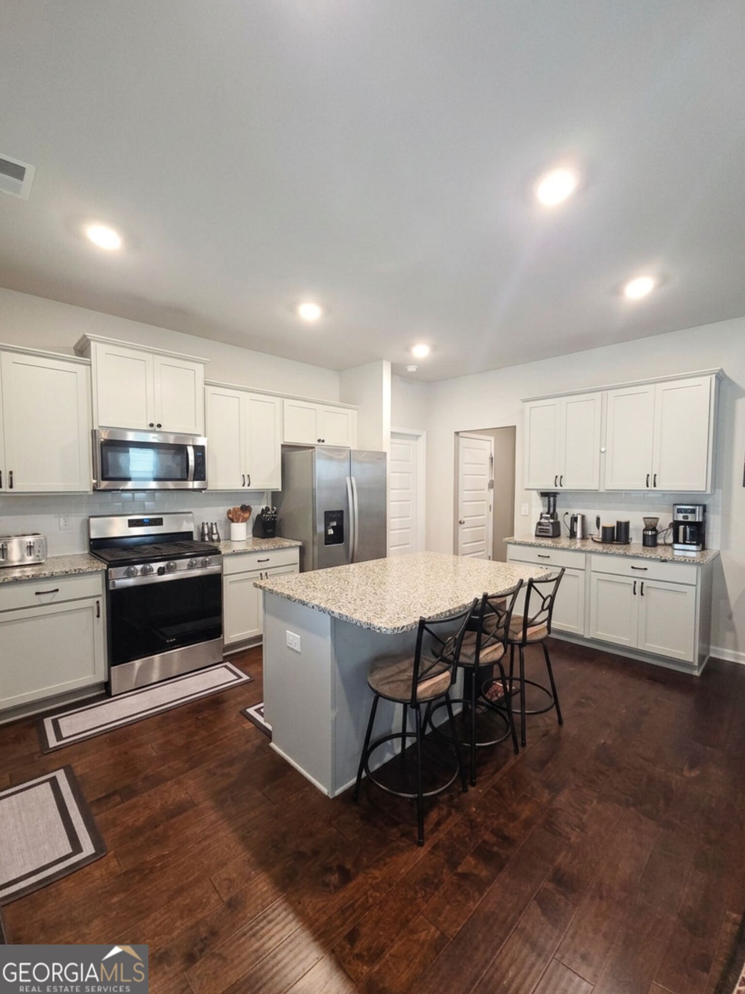 734 Basswood Avenue Property Photo 9
