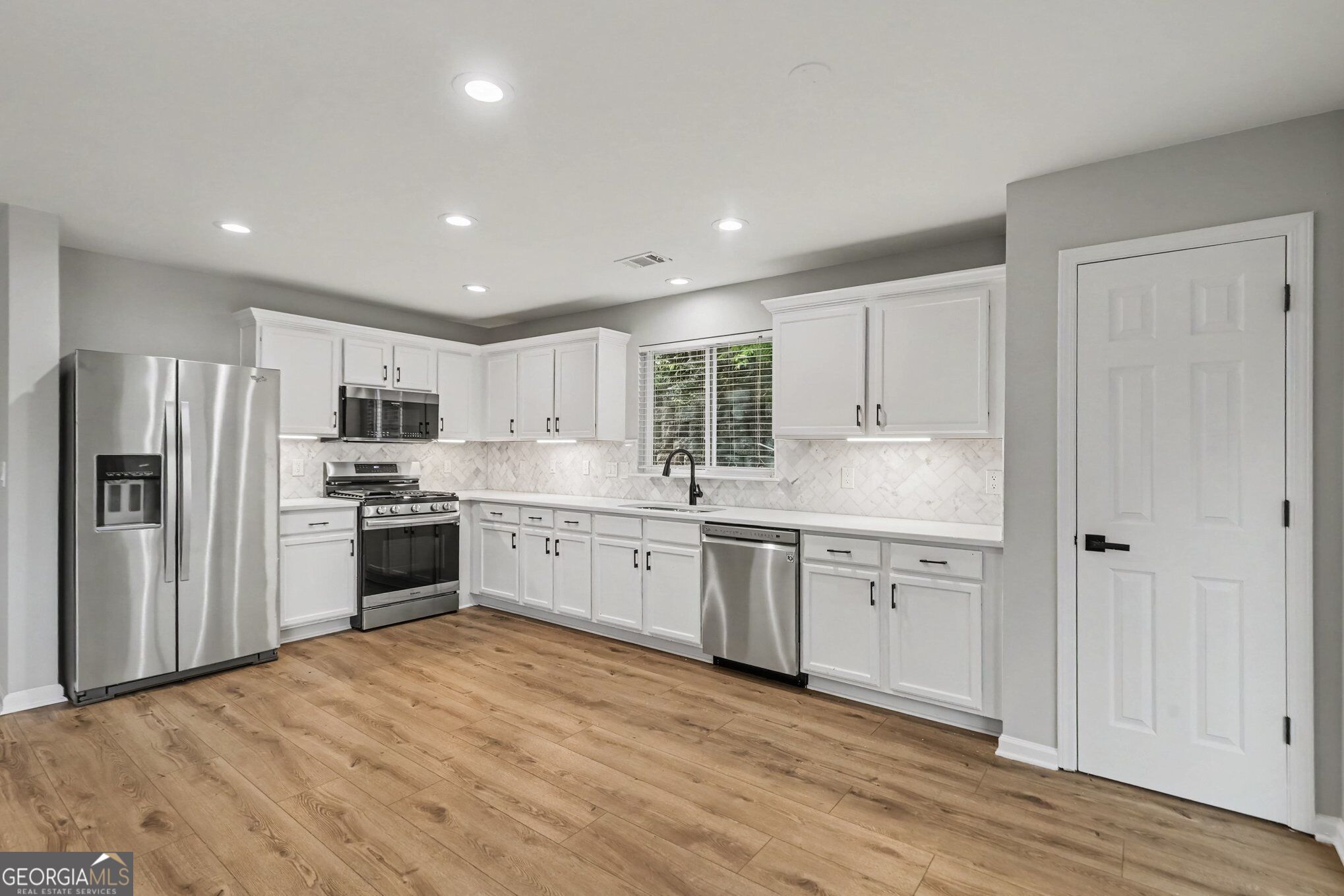 114 Silver Spring Street Property Photo 17