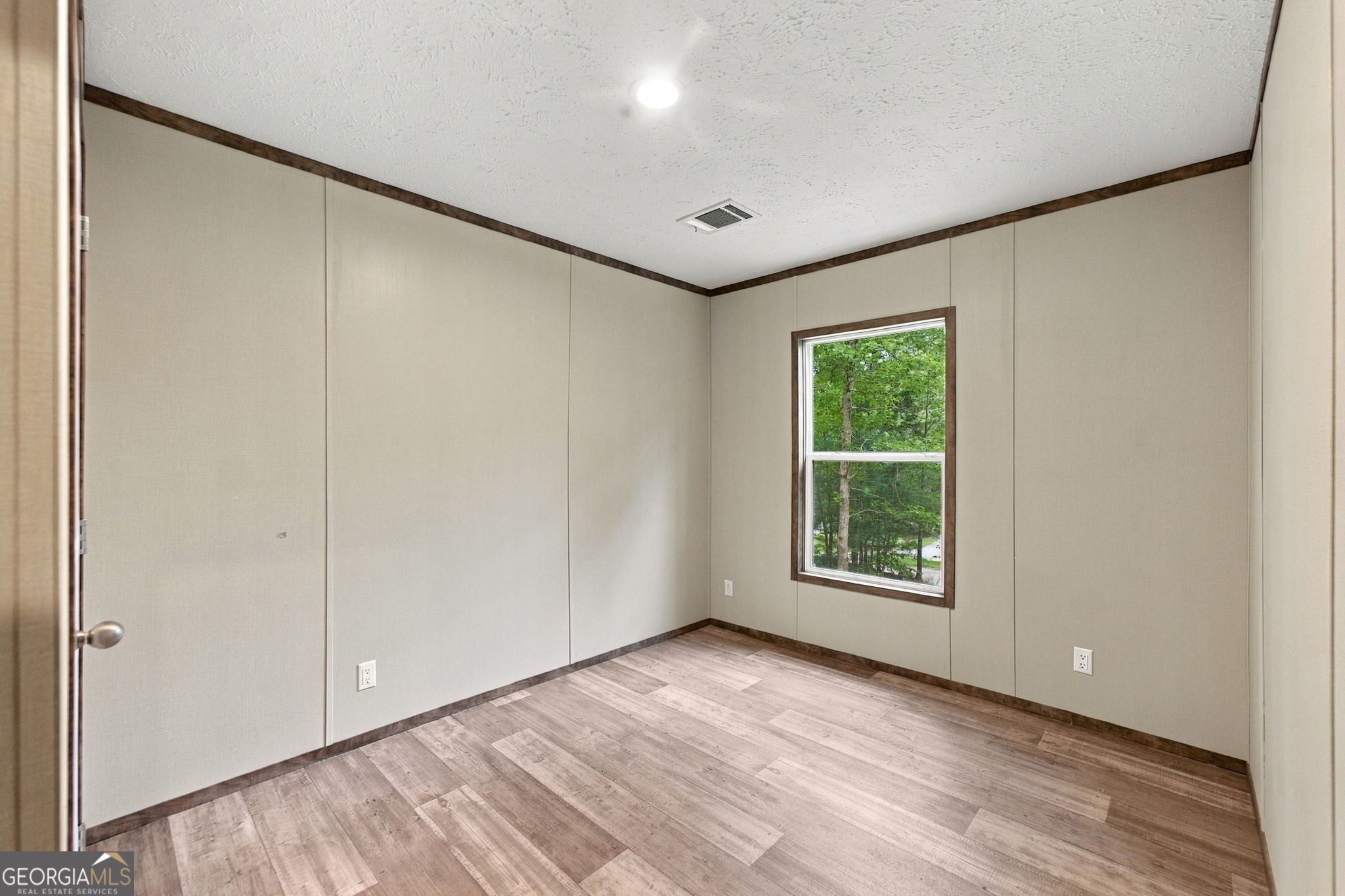 277 Eden Woods Property Photo 30