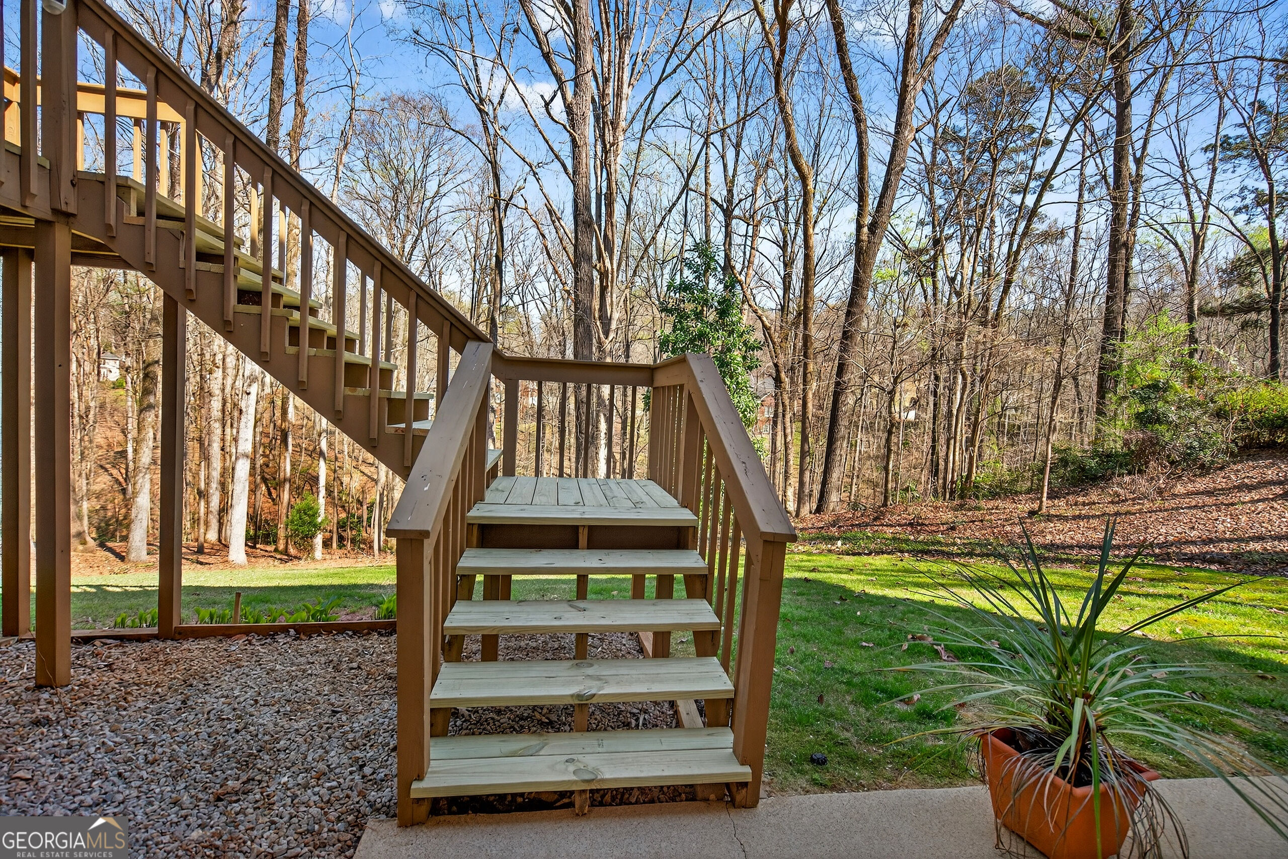 227 Ashford Circle Property Photo 42