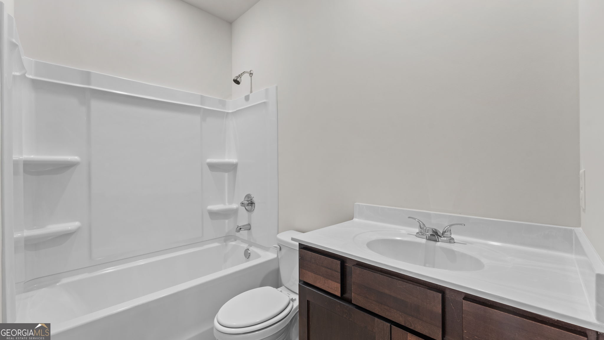 233 Hampton Hollow Drive Property Photo 17