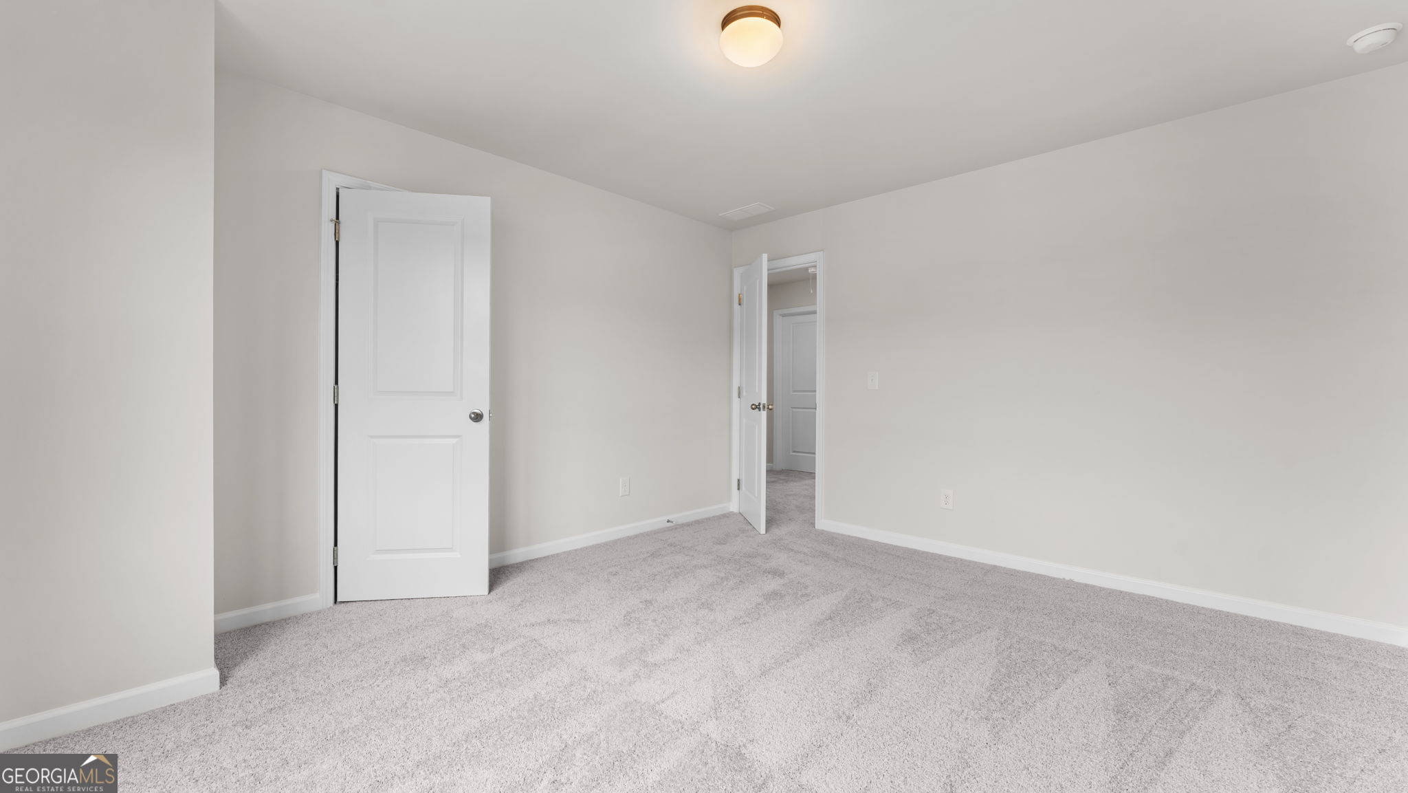 233 Hampton Hollow Drive Property Photo 20