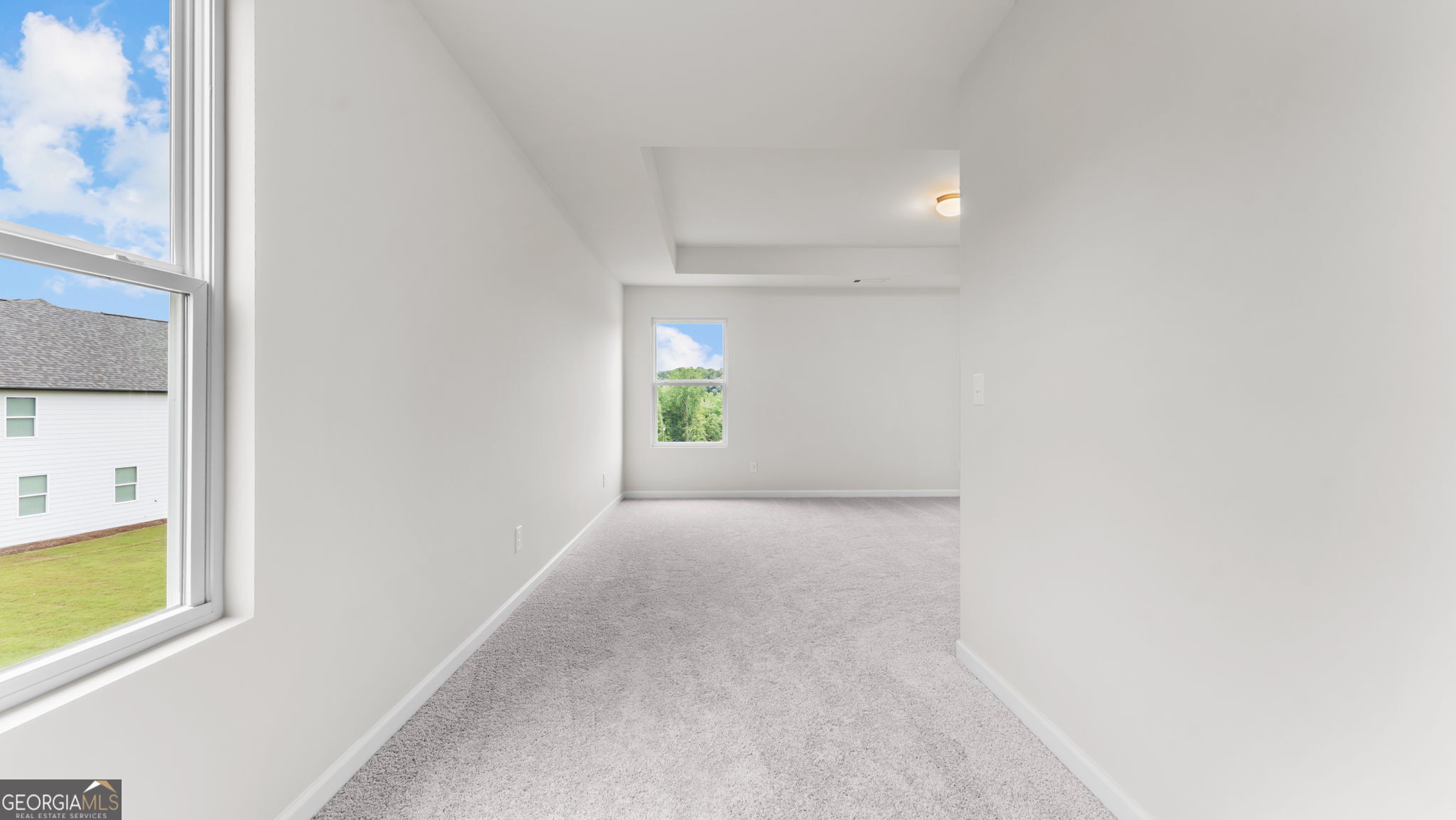 233 Hampton Hollow Drive Property Photo 24