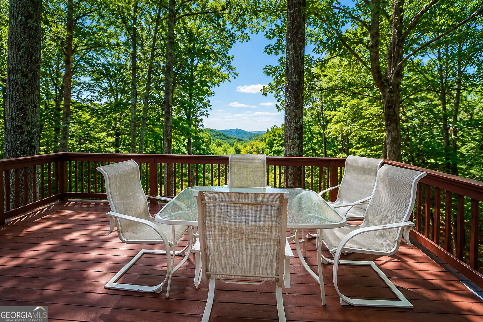 110 Ridge Drive Property Photo 4