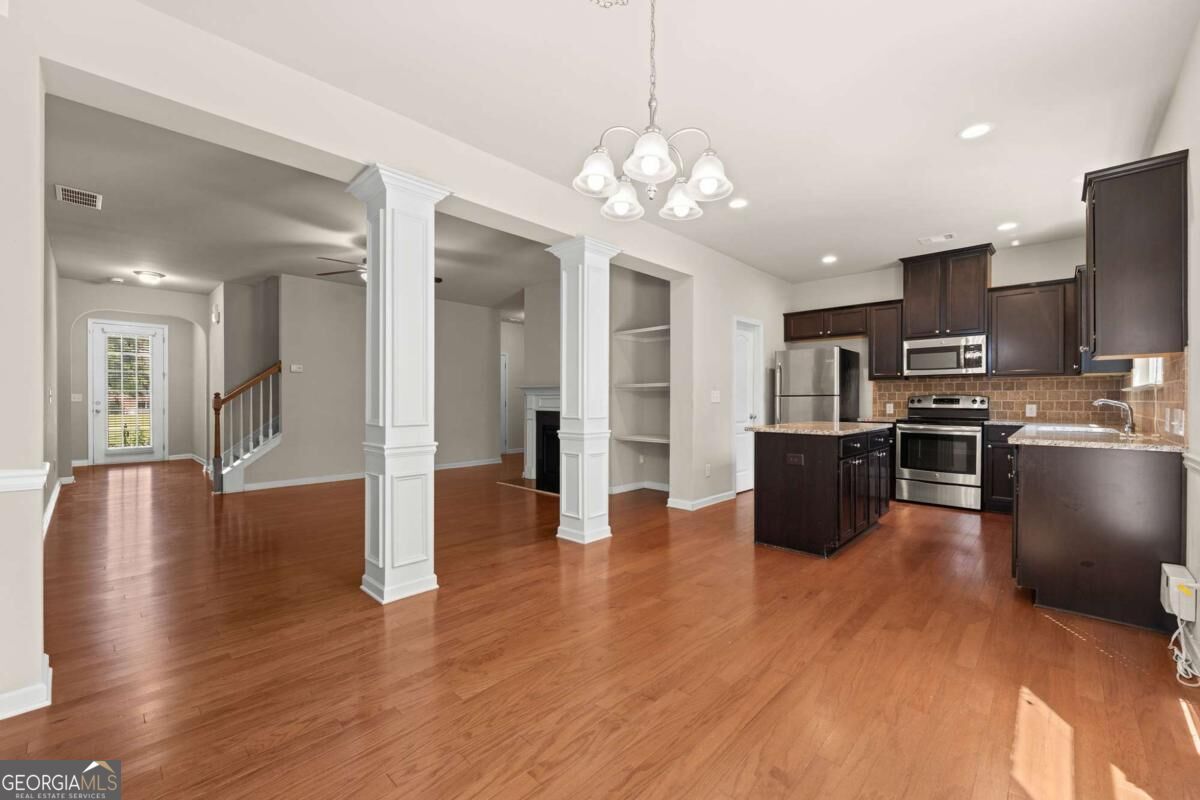2365 Bellyard Drive Property Photo 11