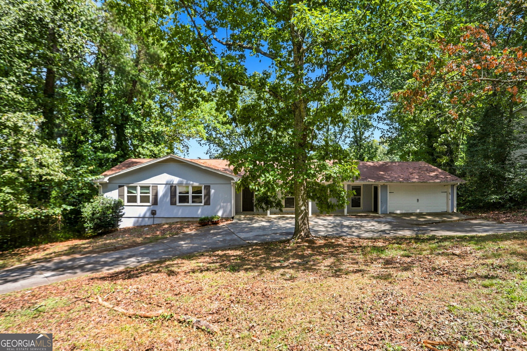 2324 Sussex Court Property Photo 1