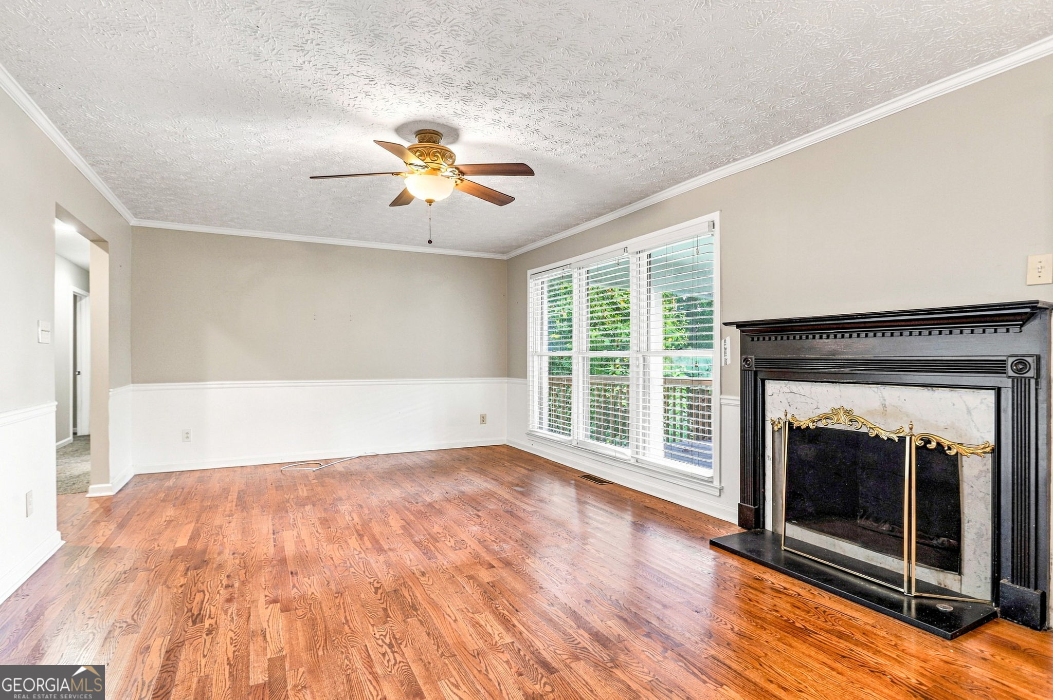 2324 Sussex Court Property Photo 11