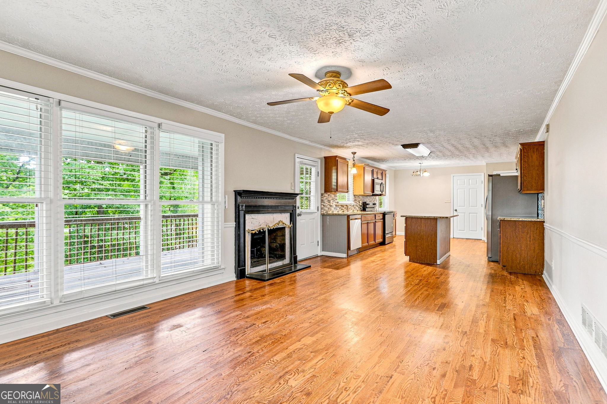 2324 Sussex Court Property Photo 12