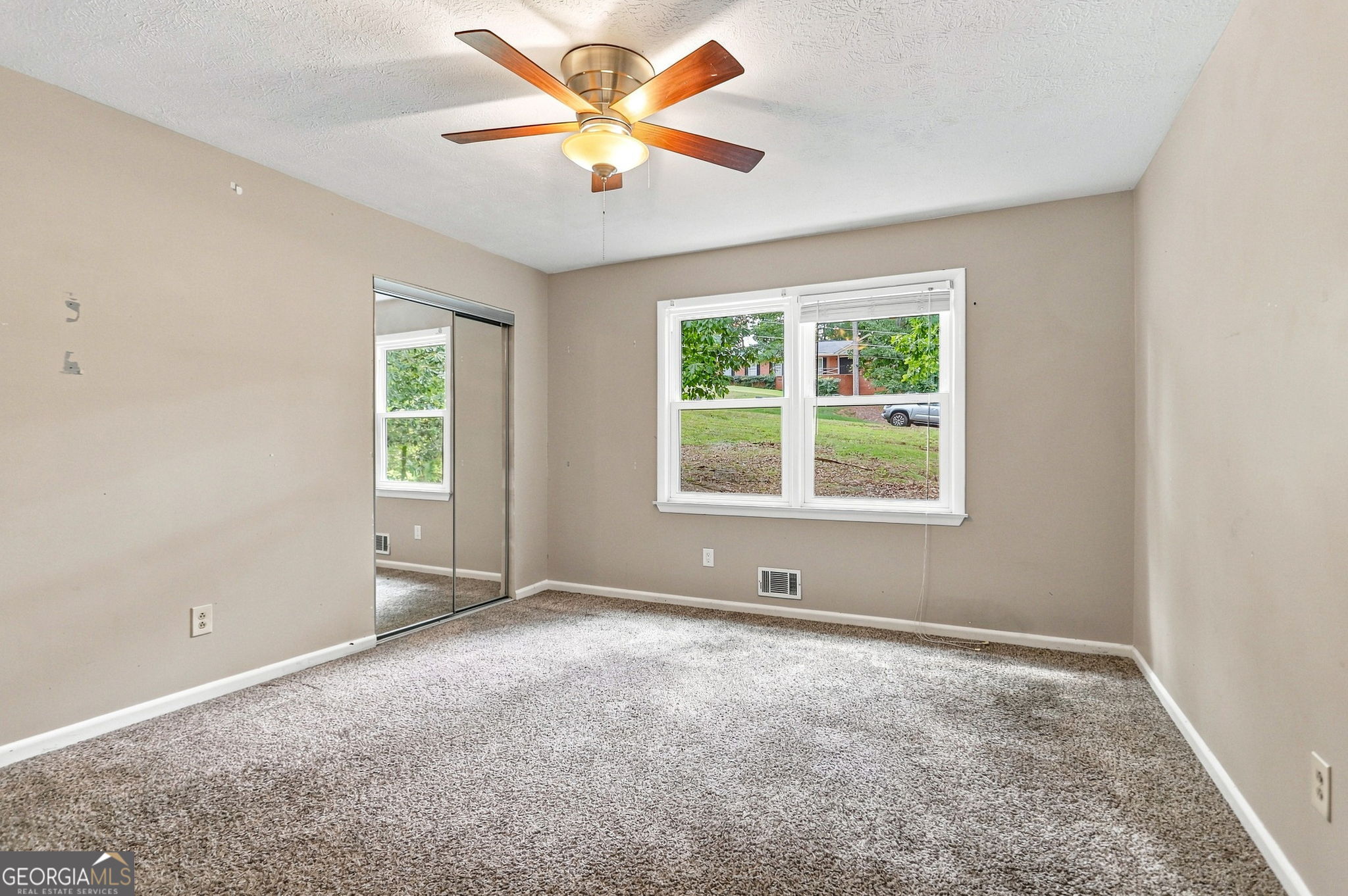 2324 Sussex Court Property Photo 20