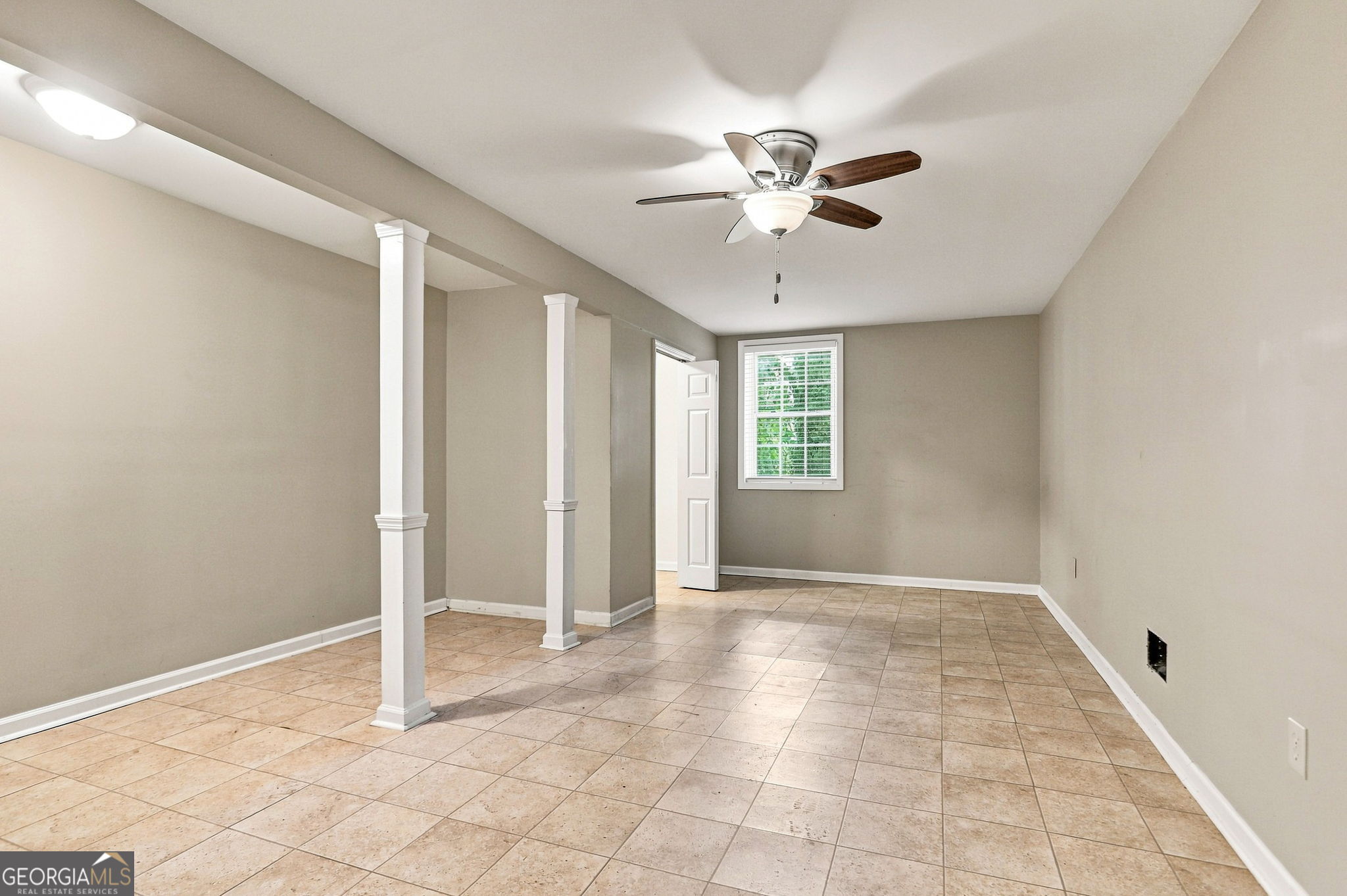 2324 Sussex Court Property Photo 26