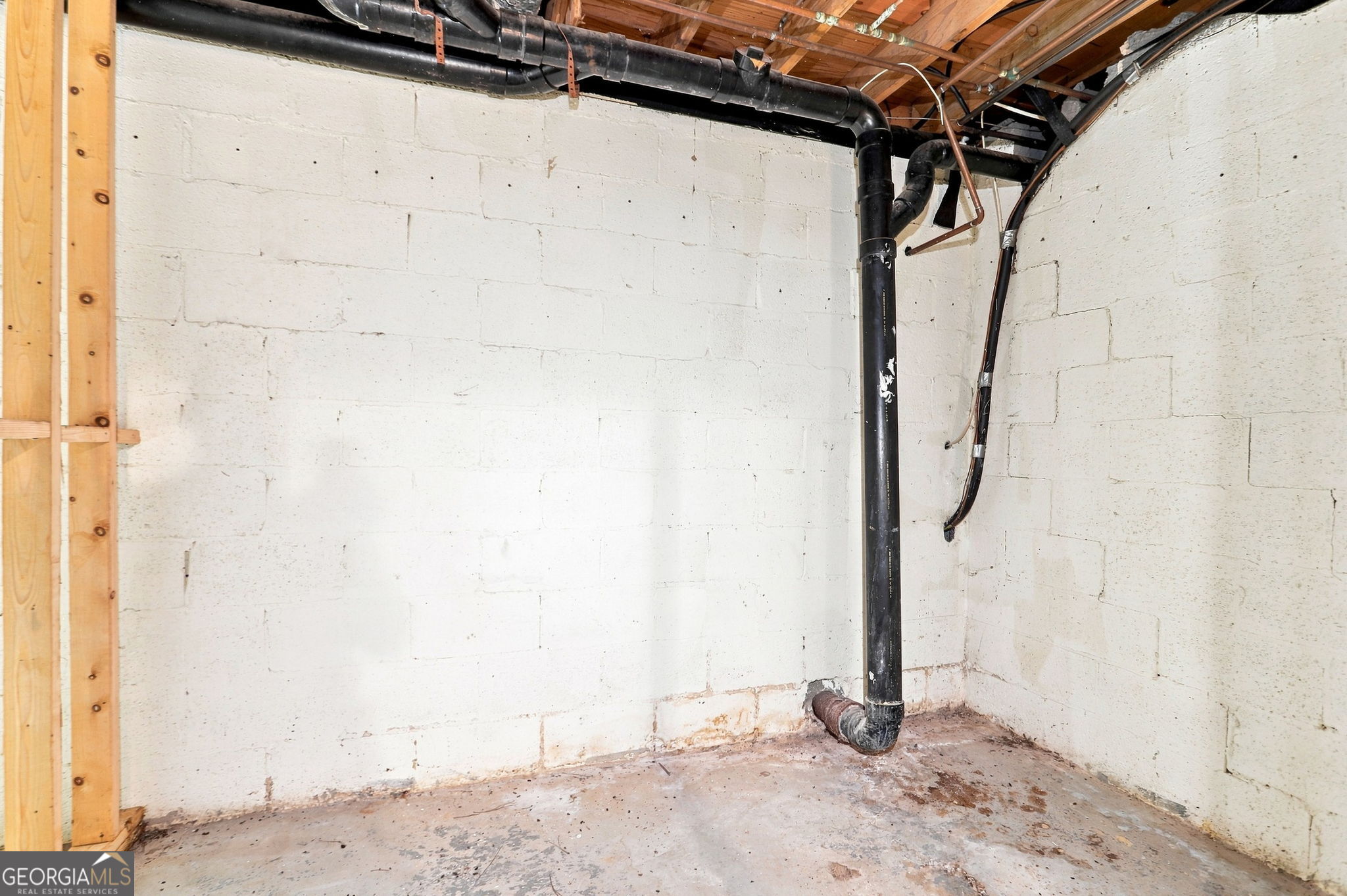 2324 Sussex Court Property Photo 38