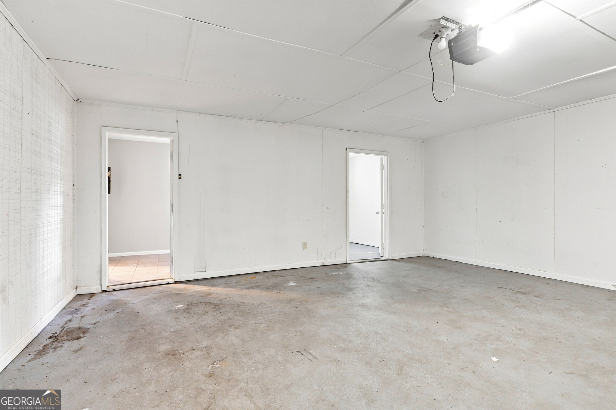 2324 Sussex Court Property Photo 40