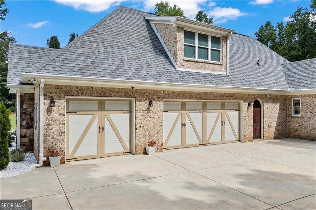 931 Antrim Glen Drive Property Photo 3