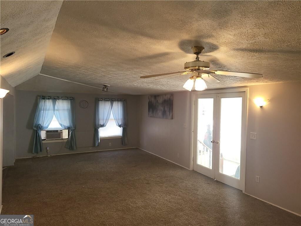 2455 Lake Harbin Property Photo 14