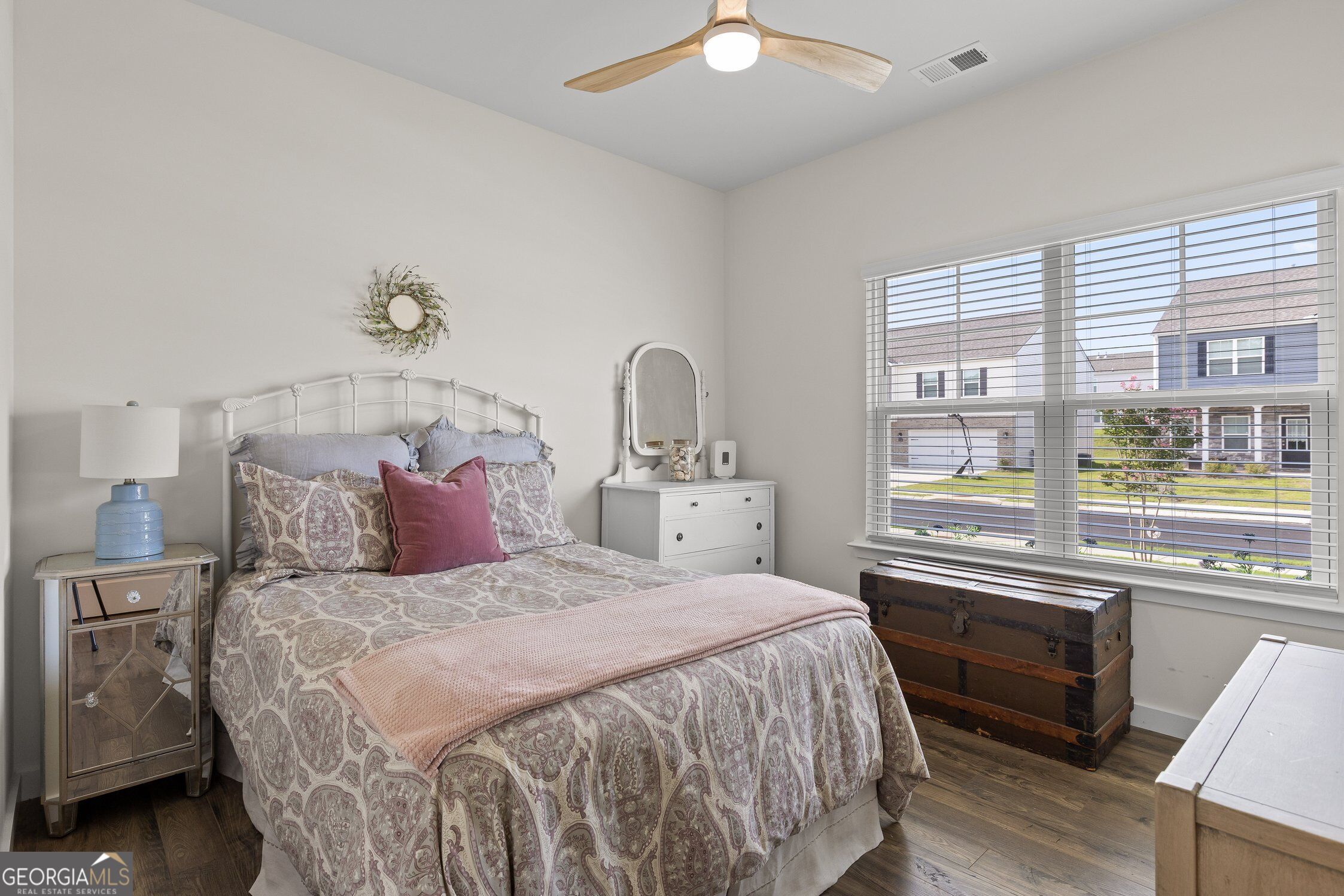 5697 Prickly Loop Property Photo 24