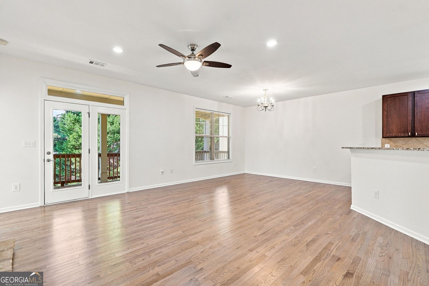 238 Balsam Drive Property Photo 10
