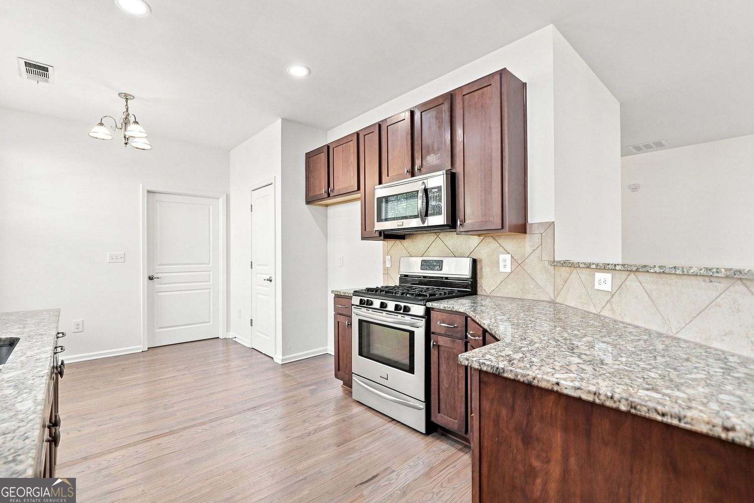 238 Balsam Drive Property Photo 14