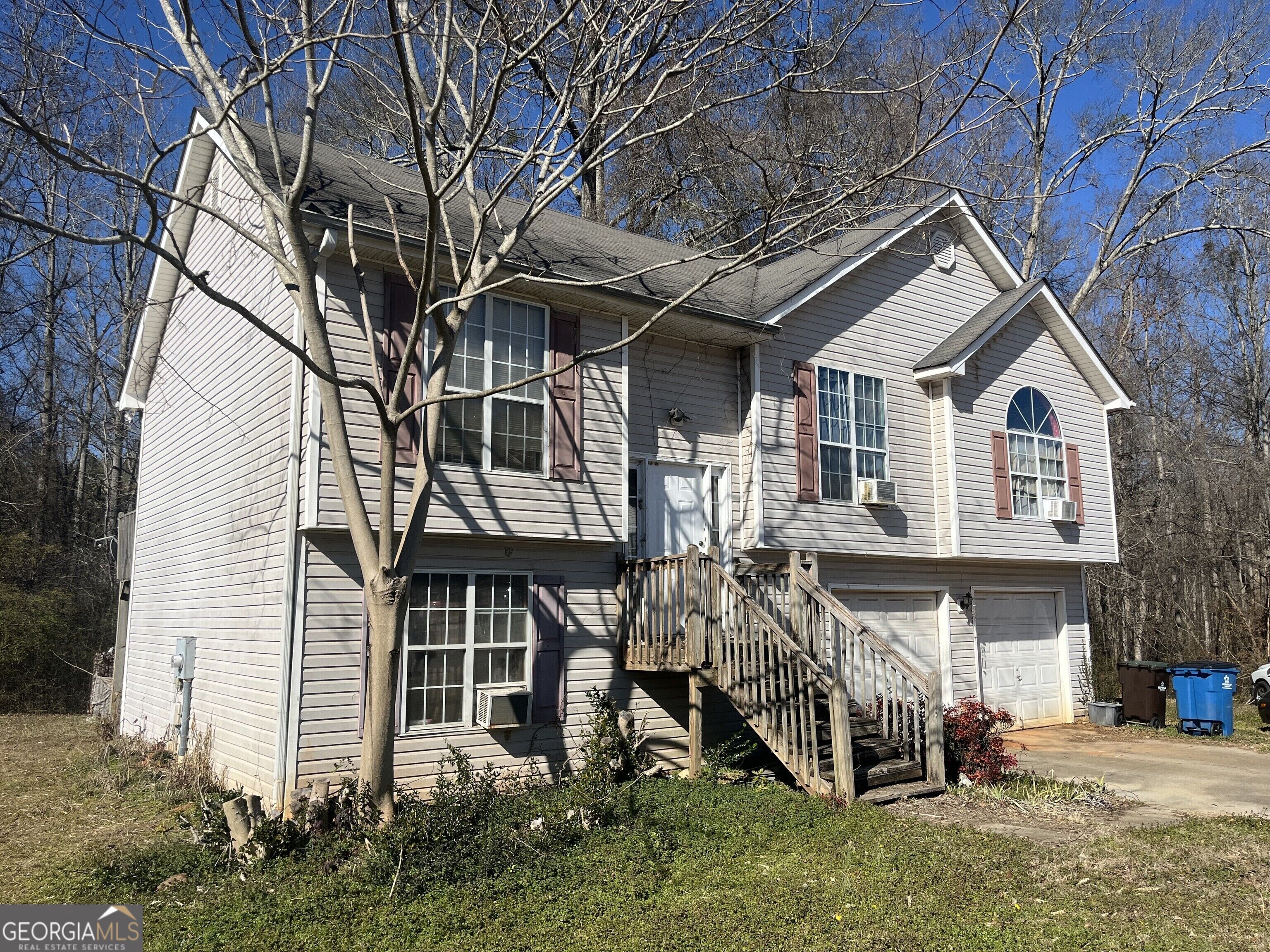 7061 Regency Lane Property Photo 3