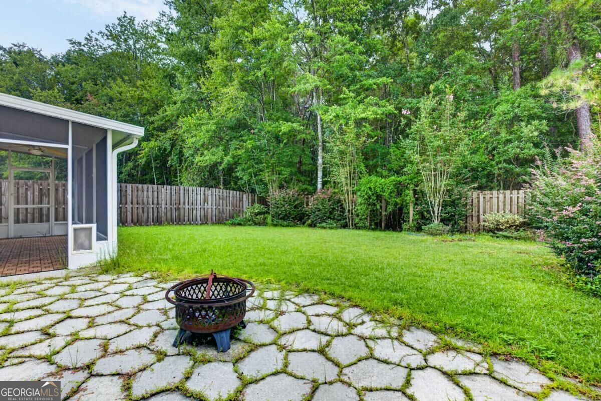 137 Spring Lakes Drive Property Photo 30