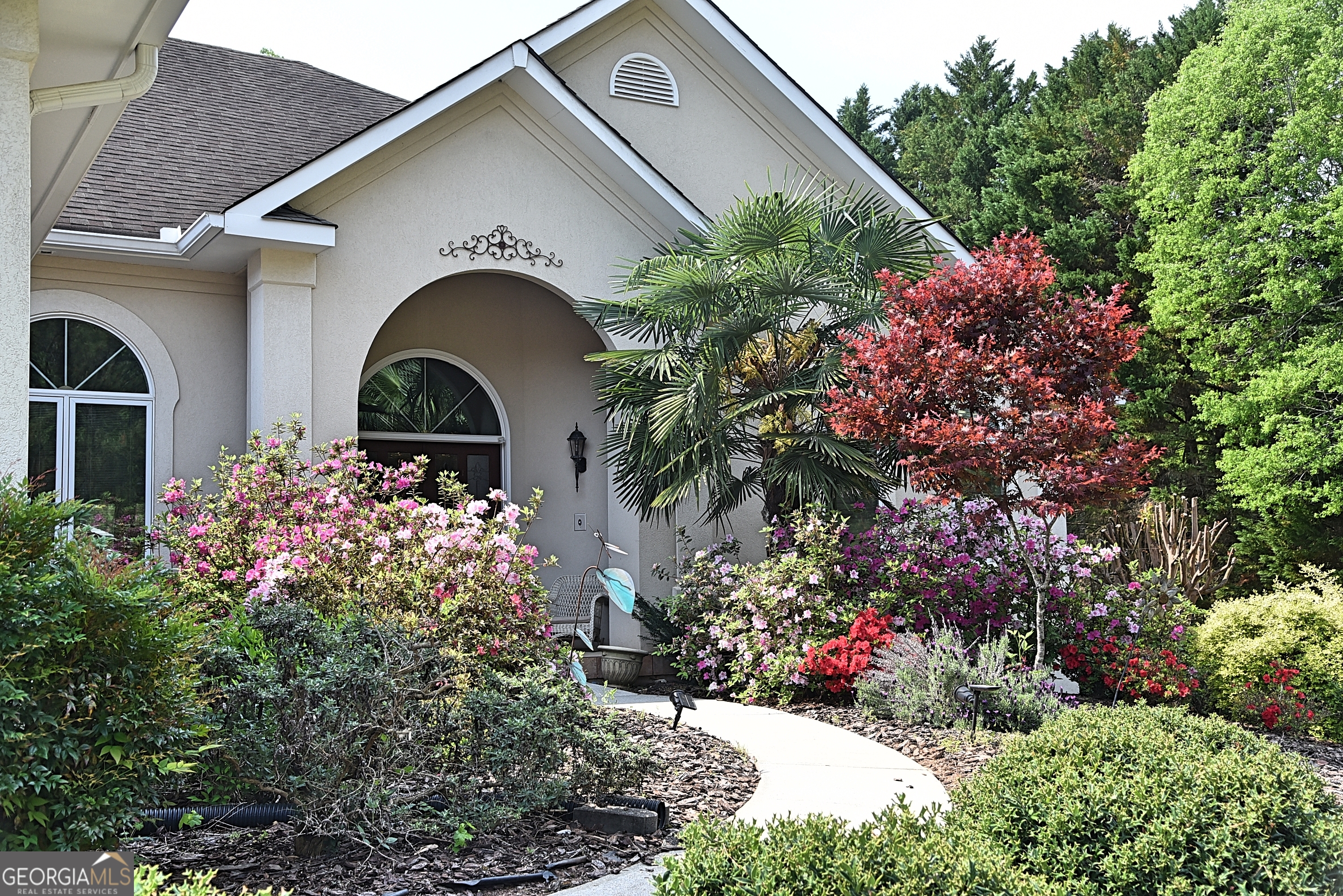 1330 Monroe Drive Property Photo 3