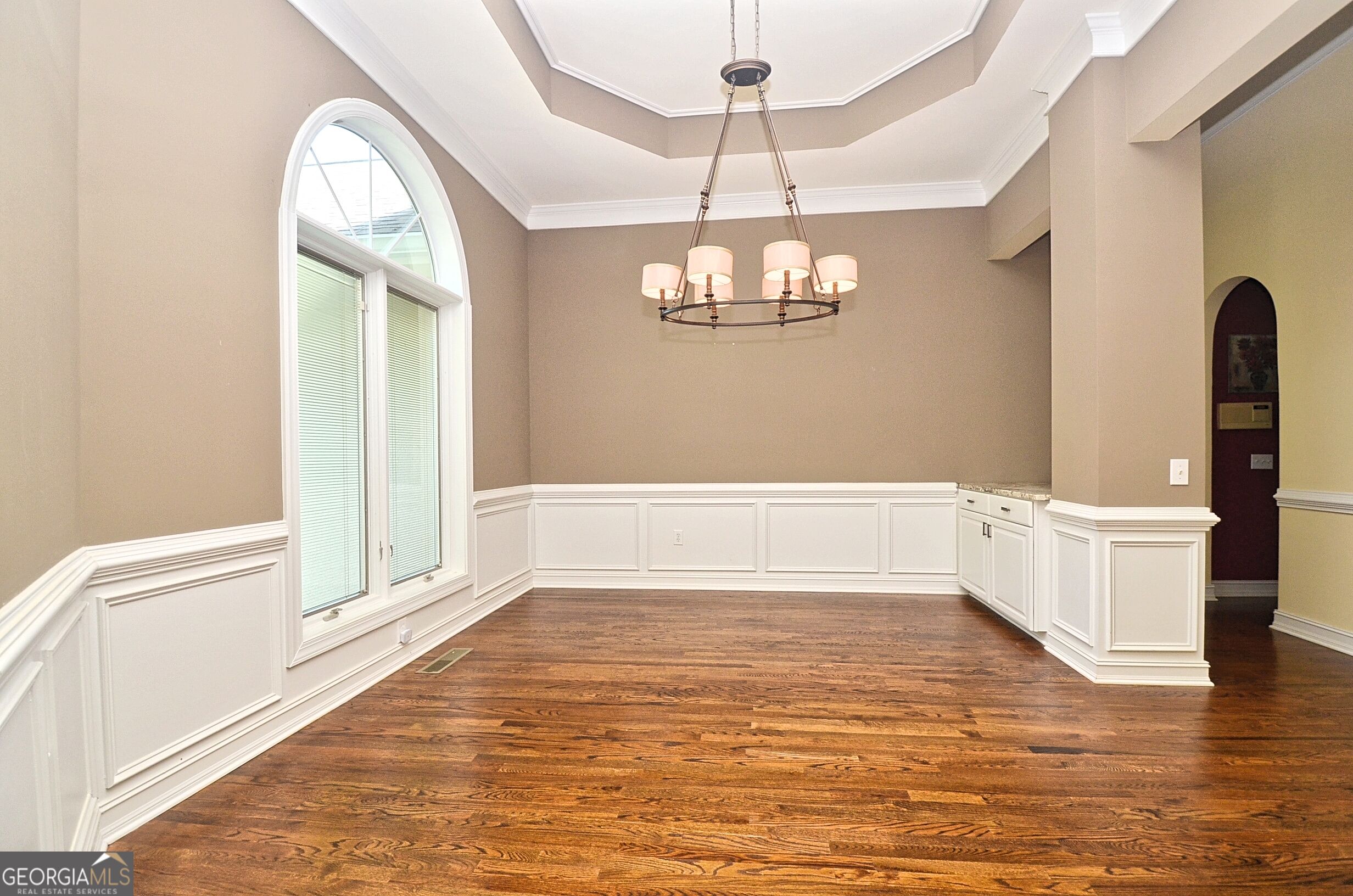 1330 Monroe Drive Property Photo 8