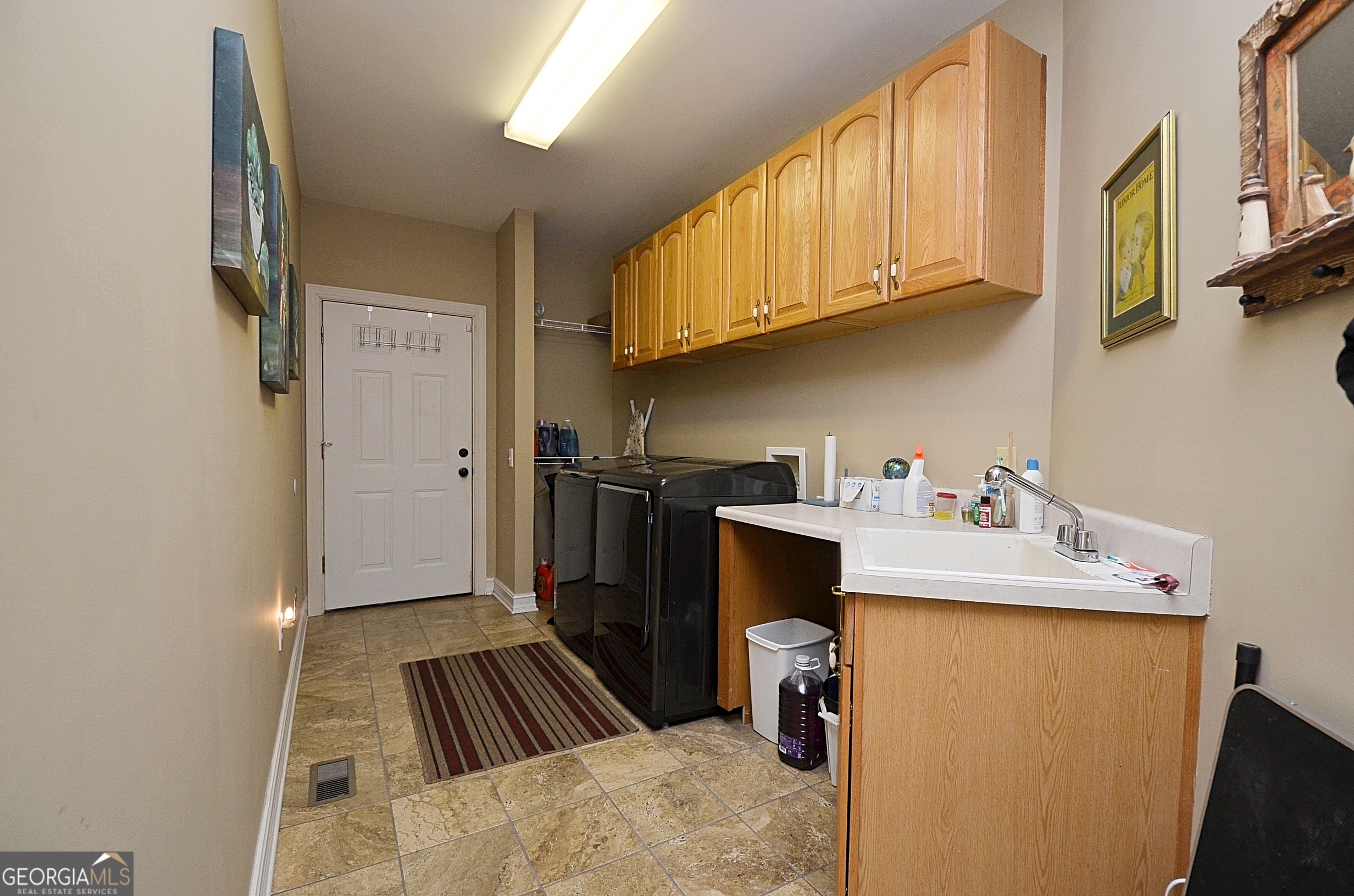 1330 Monroe Drive Property Photo 32