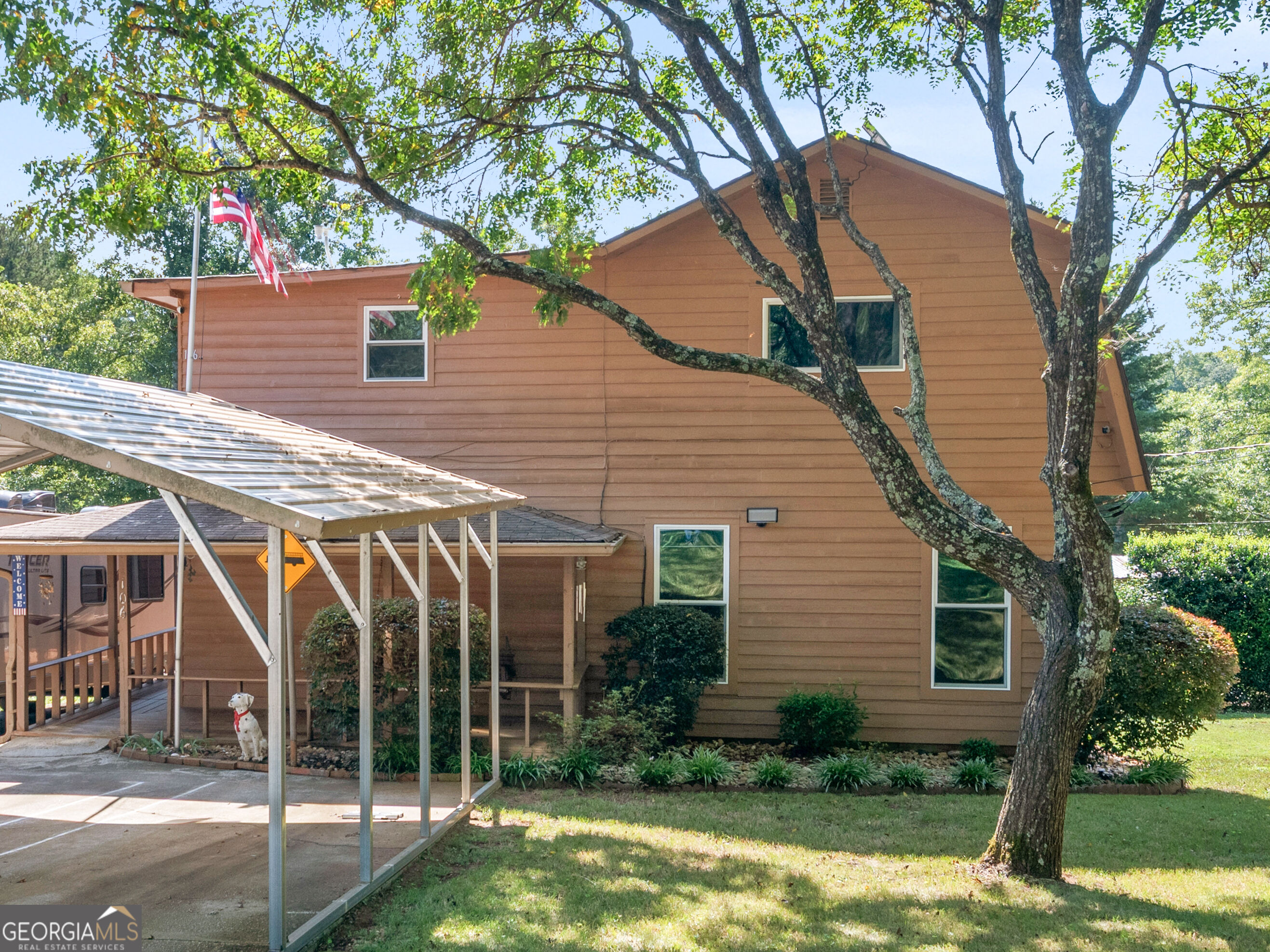 106 Central Lake Circle