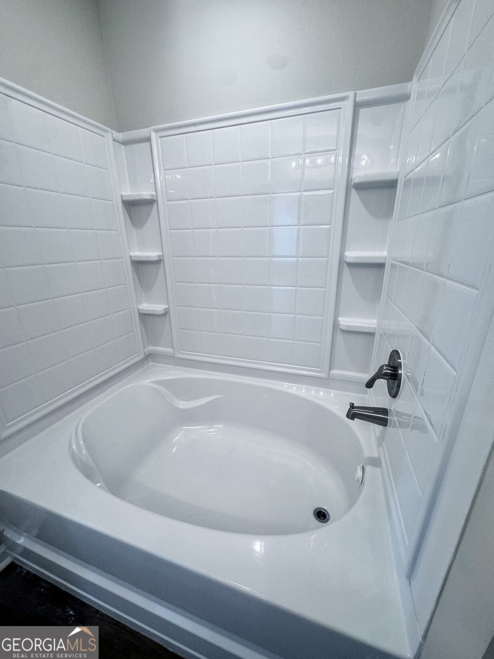 118 Esther Avenue Property Photo 8