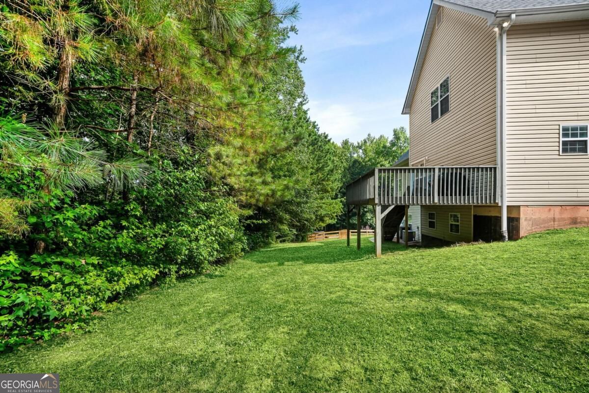 176 Oak Leaf Drive Property Photo 27