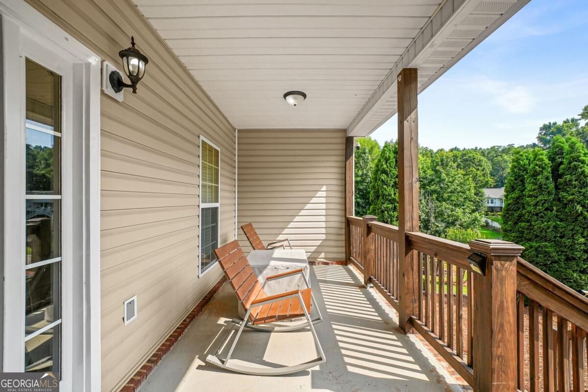 176 Oak Leaf Drive Property Photo 28