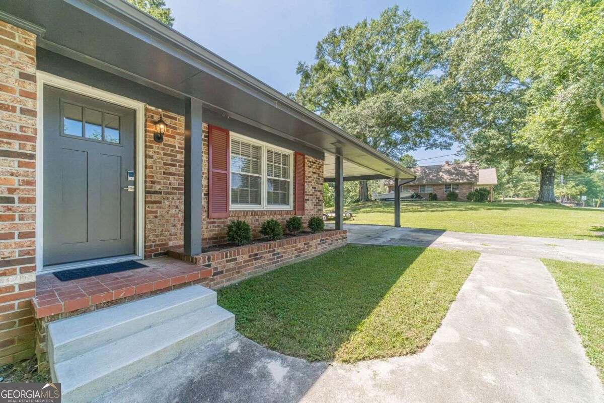 4619 Mountain View Road Property Photo 2