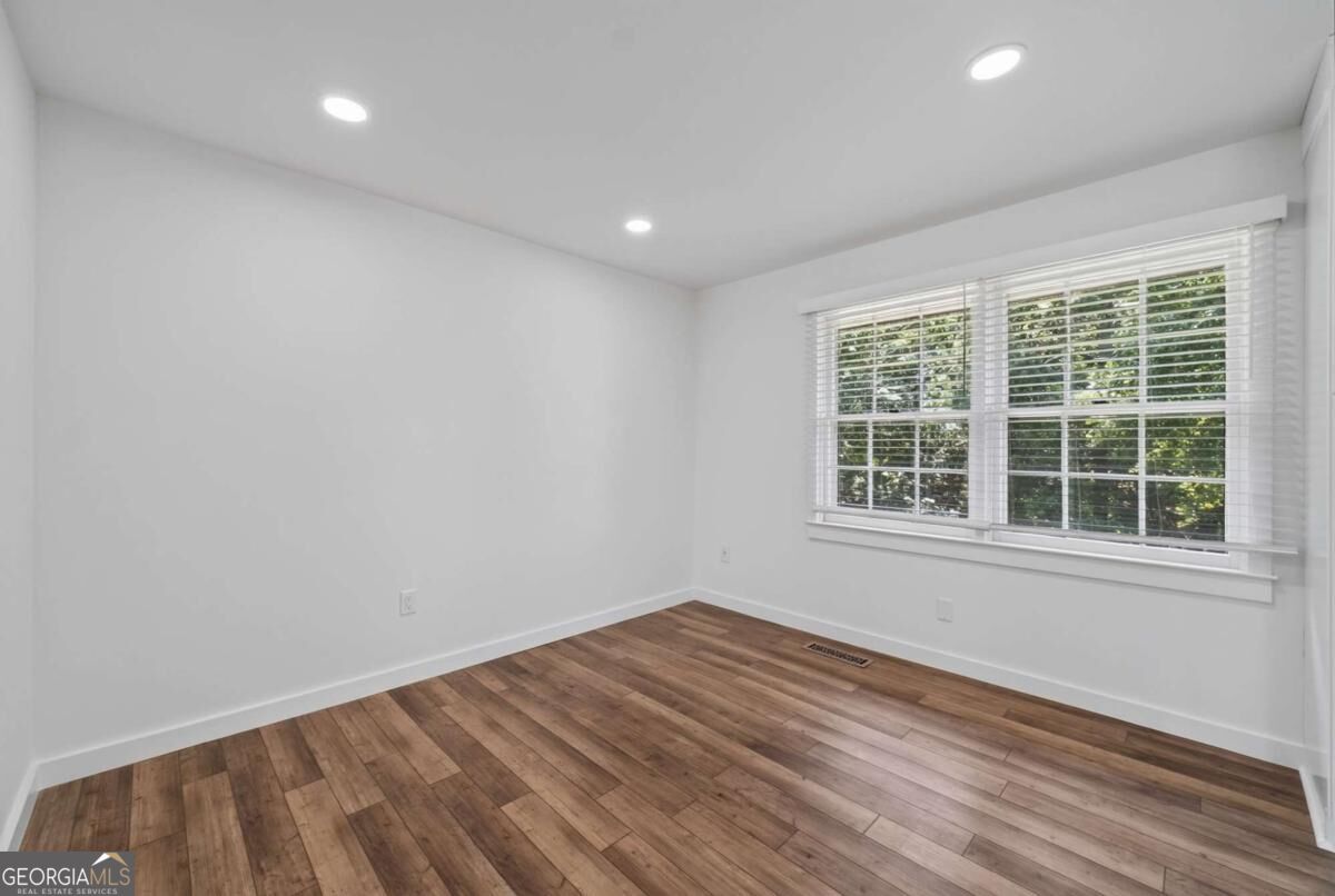 4619 Mountain View Road Property Photo 18