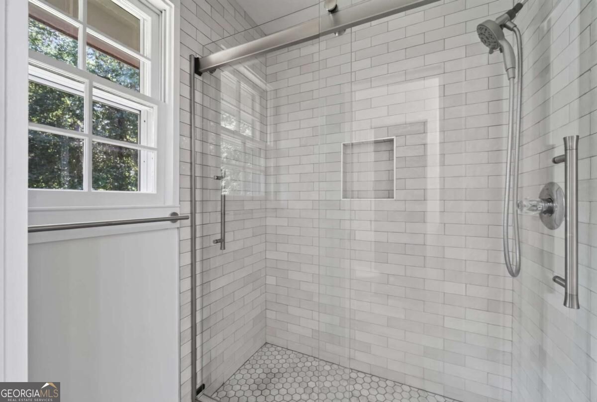 4619 Mountain View Road Property Photo 25