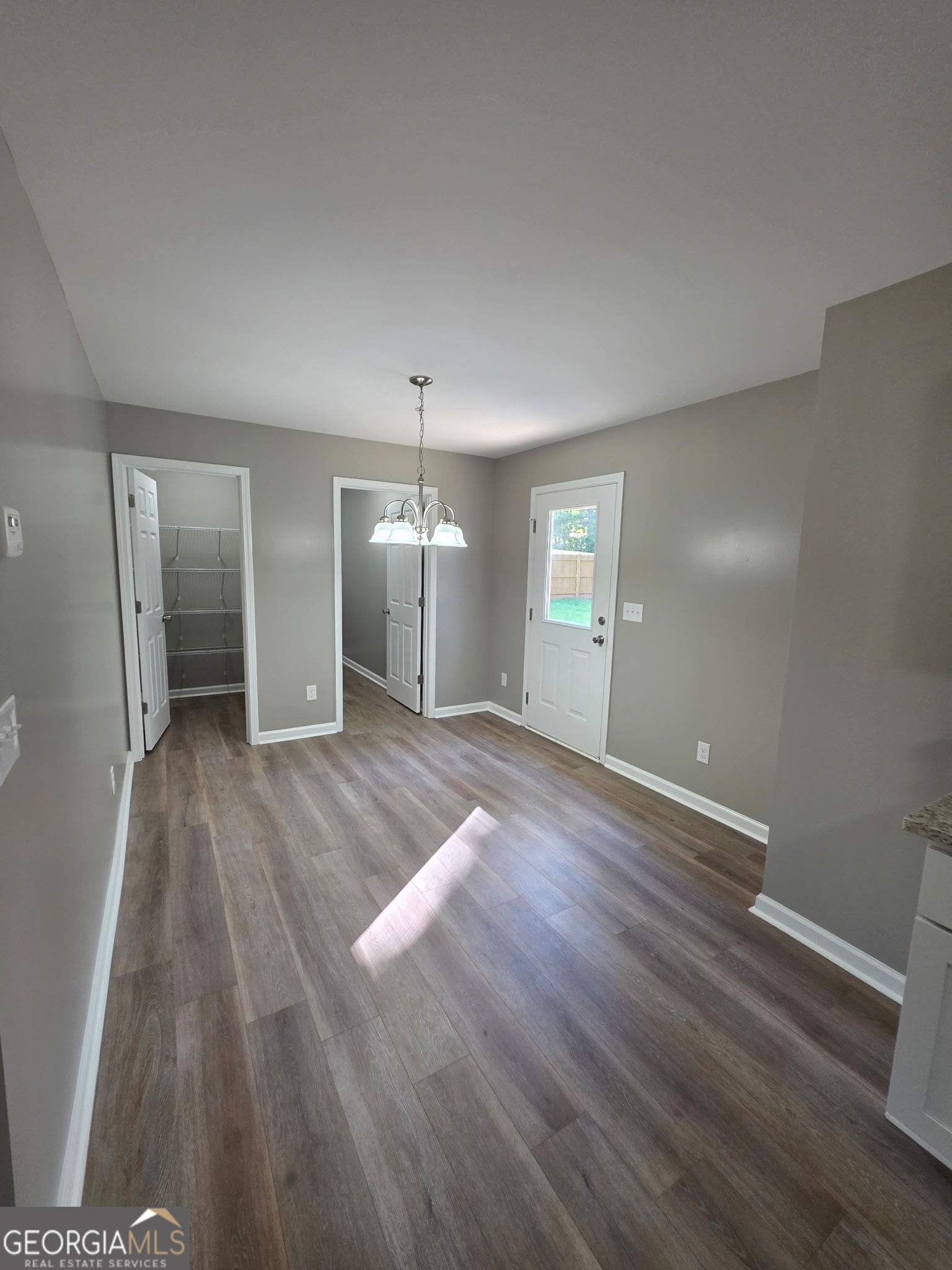 111 Charlotte Circle Property Photo 6