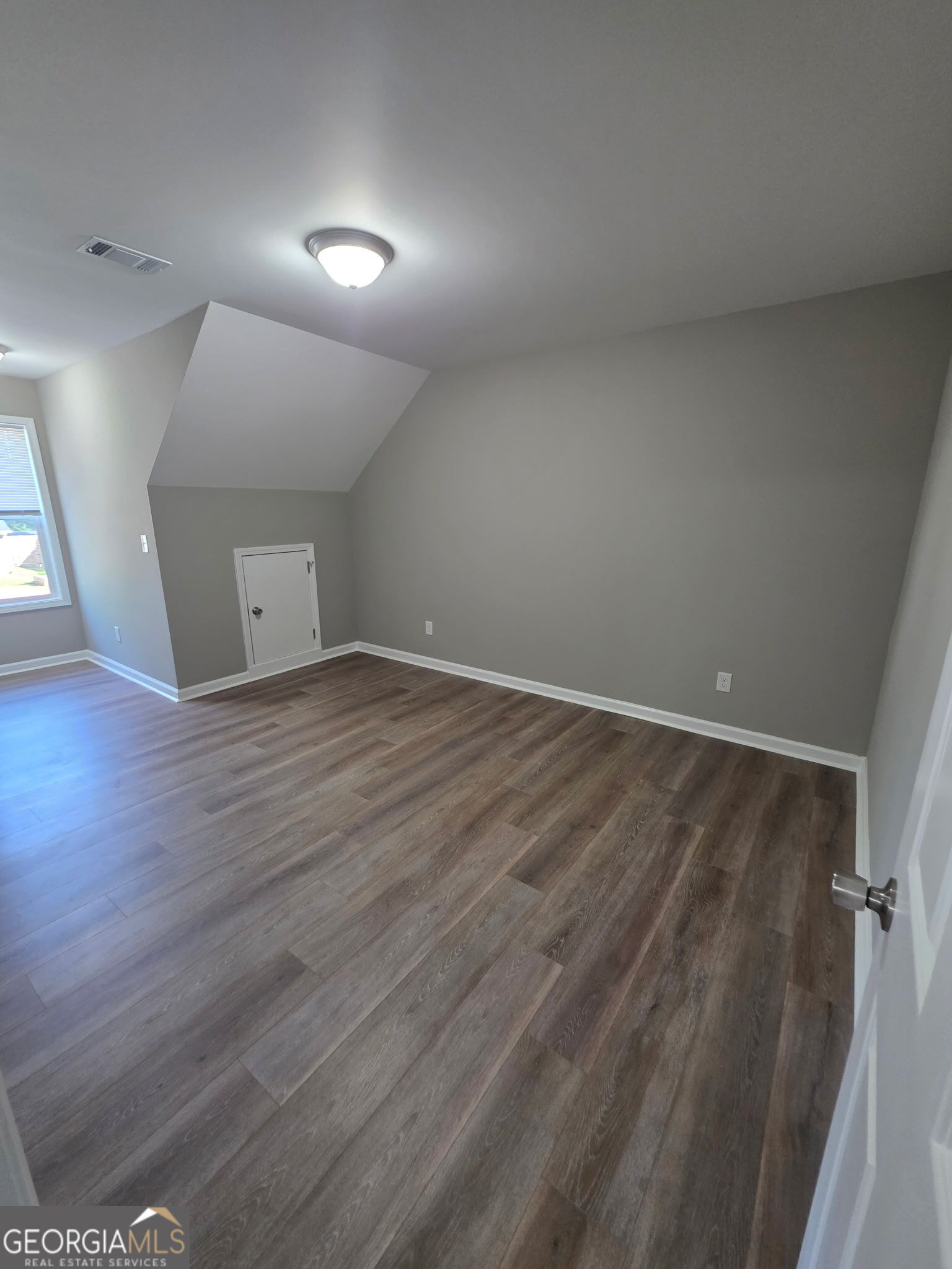 111 Charlotte Circle Property Photo 16