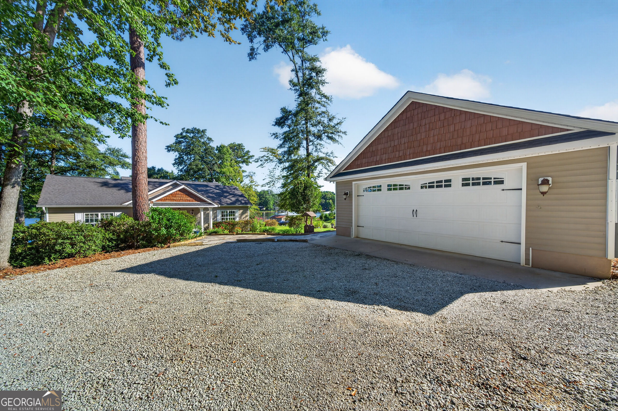 1094 Crooked Creek Road Property Photo 14