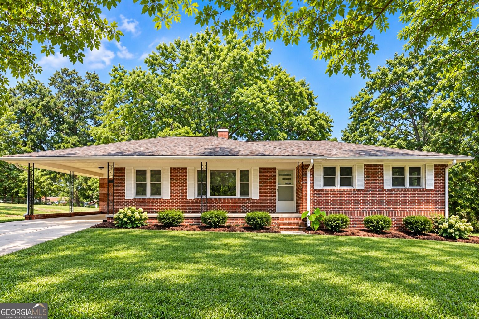 6344 Mize Road Property Photo 1