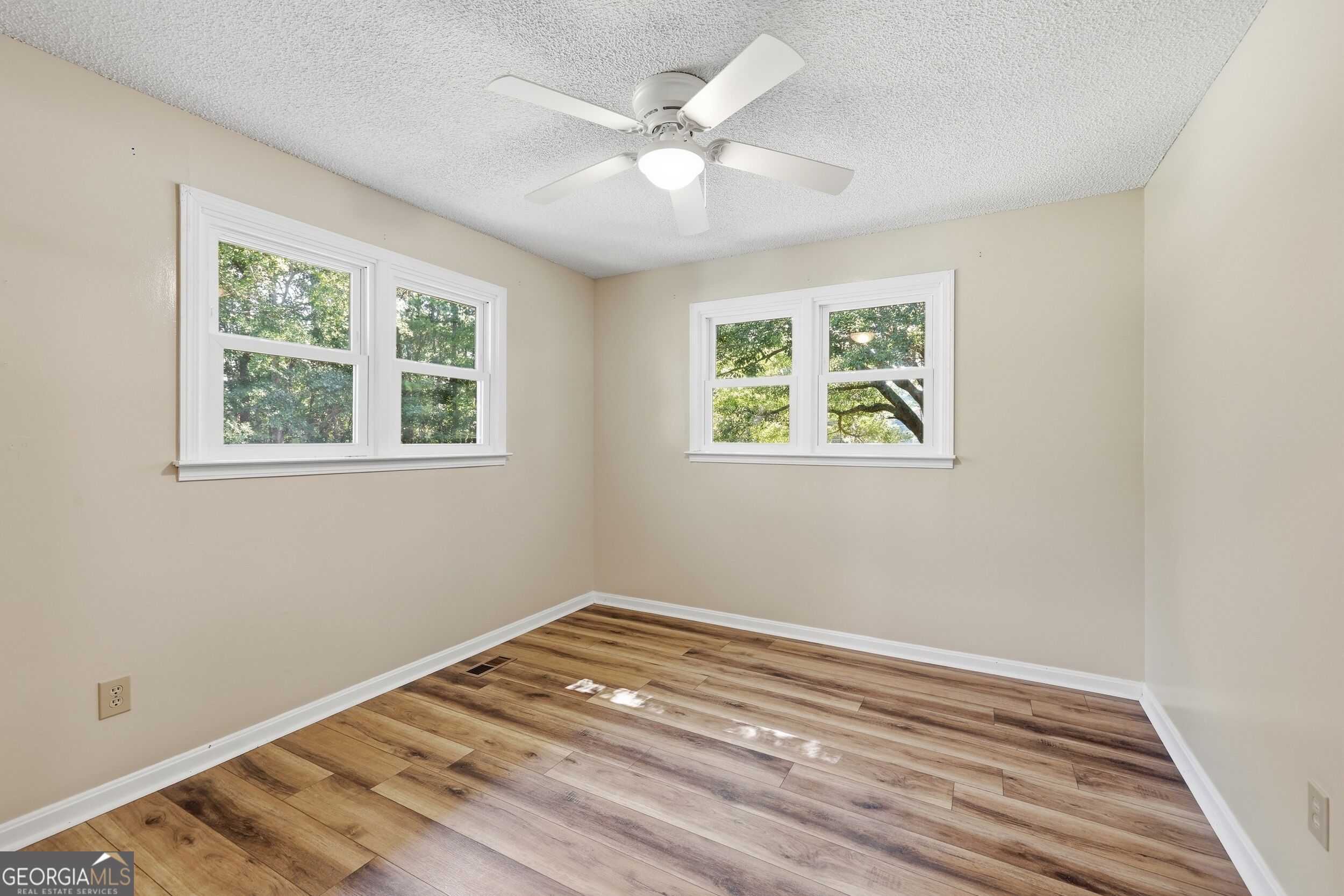 6344 Mize Road Property Photo 12