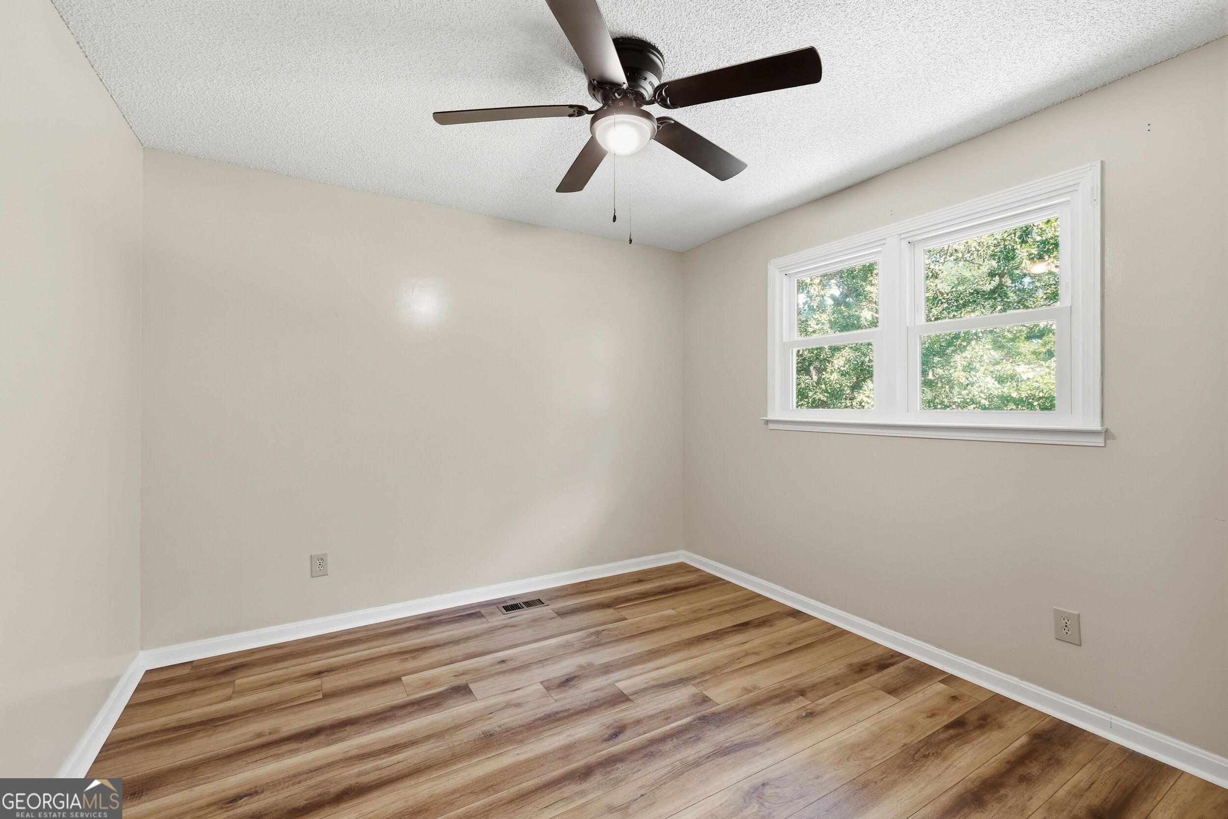 6344 Mize Road Property Photo 15