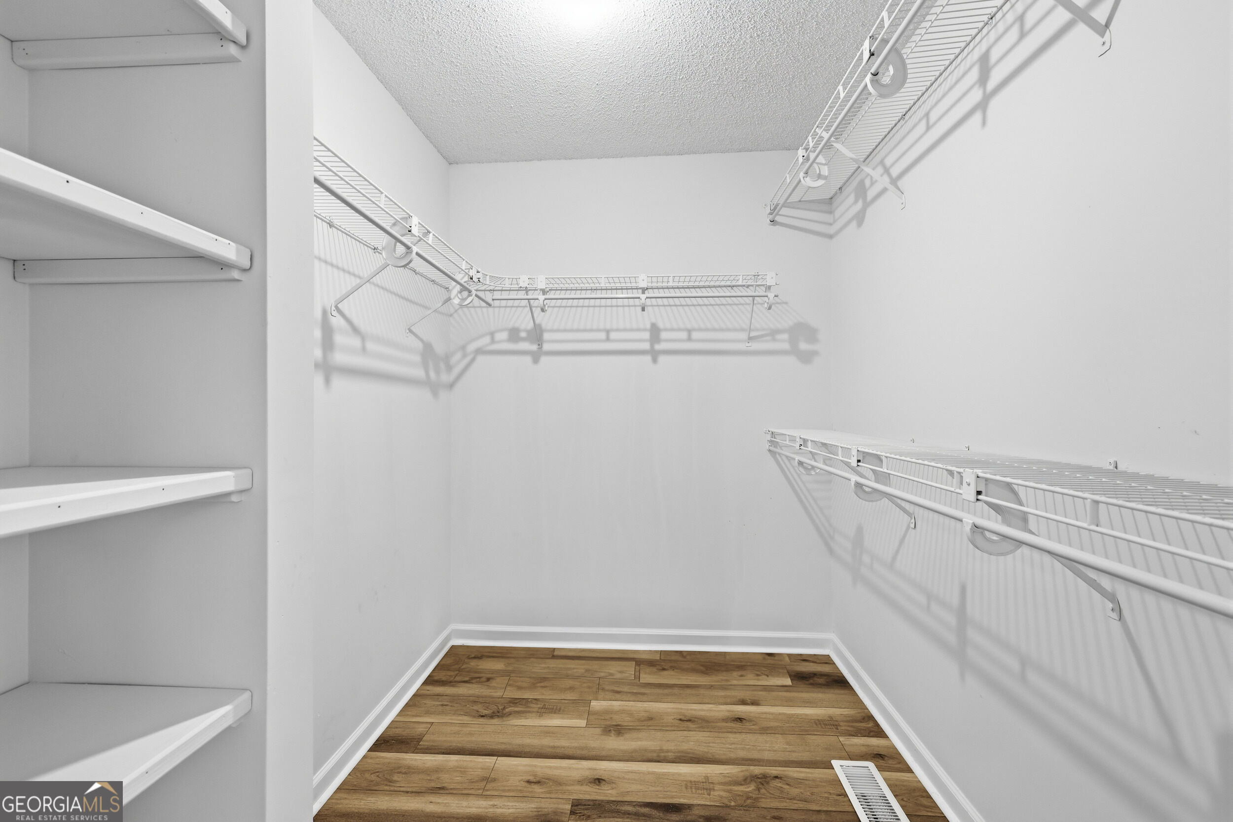 6344 Mize Road Property Photo 21