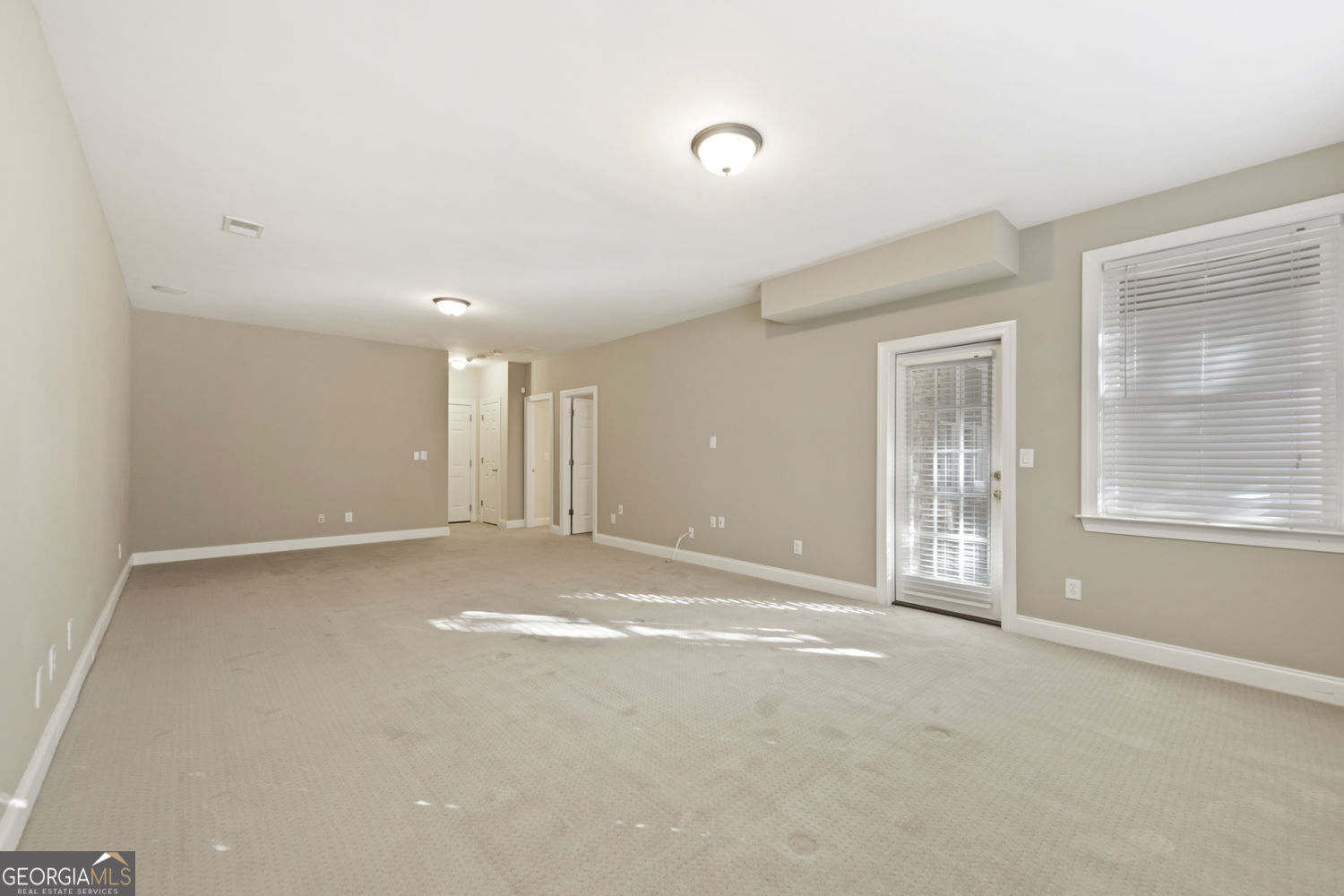 5826 Riverstone Circle Property Photo 31