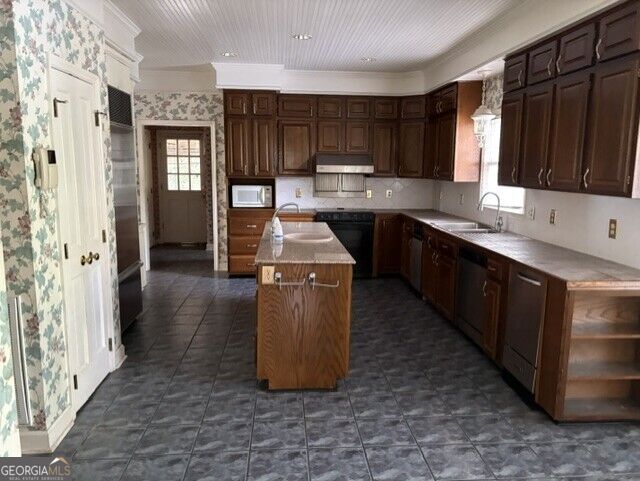 101 Brigantine Court Property Photo 5
