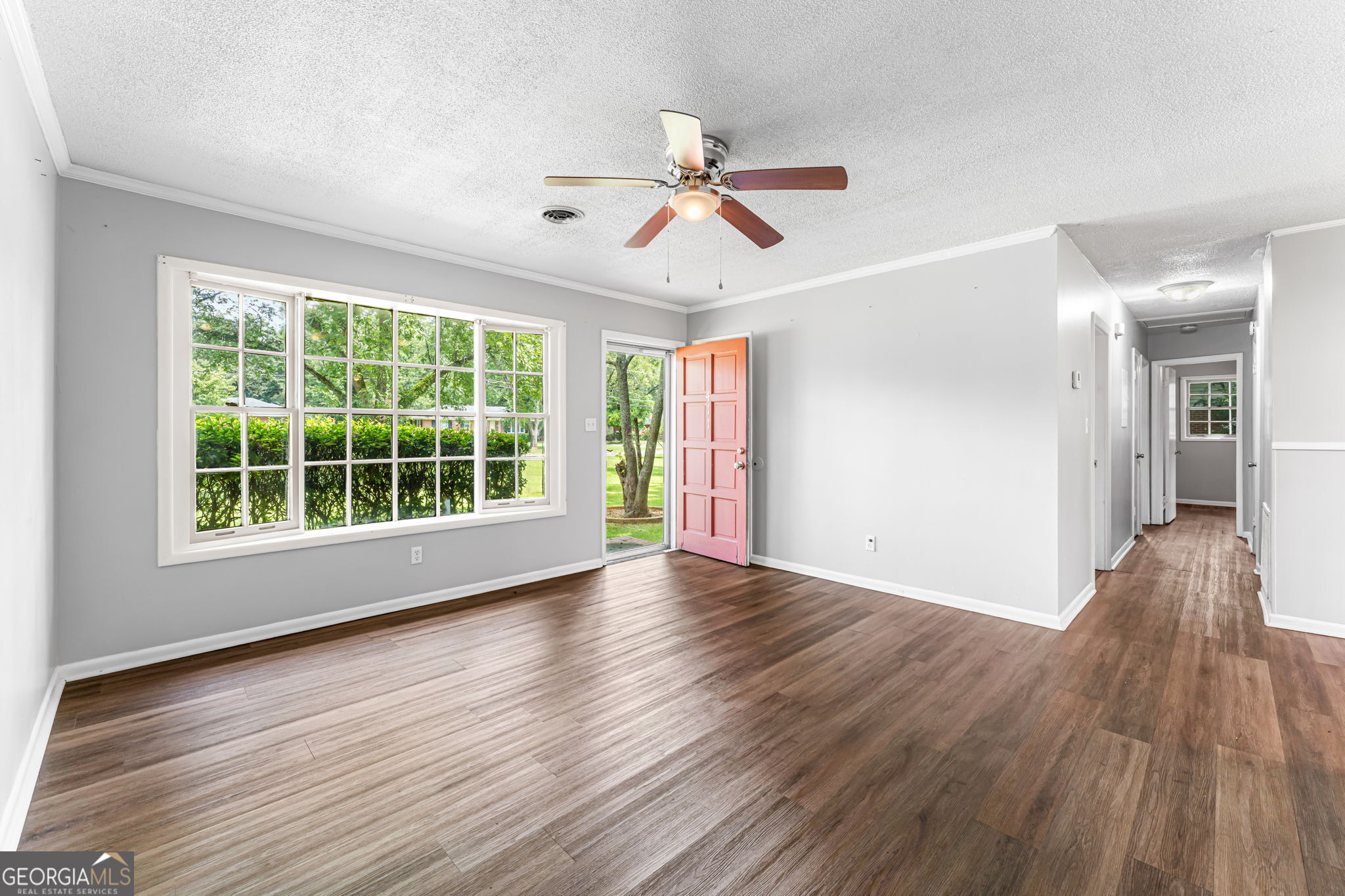 411 Magnolia Street Property Photo 6